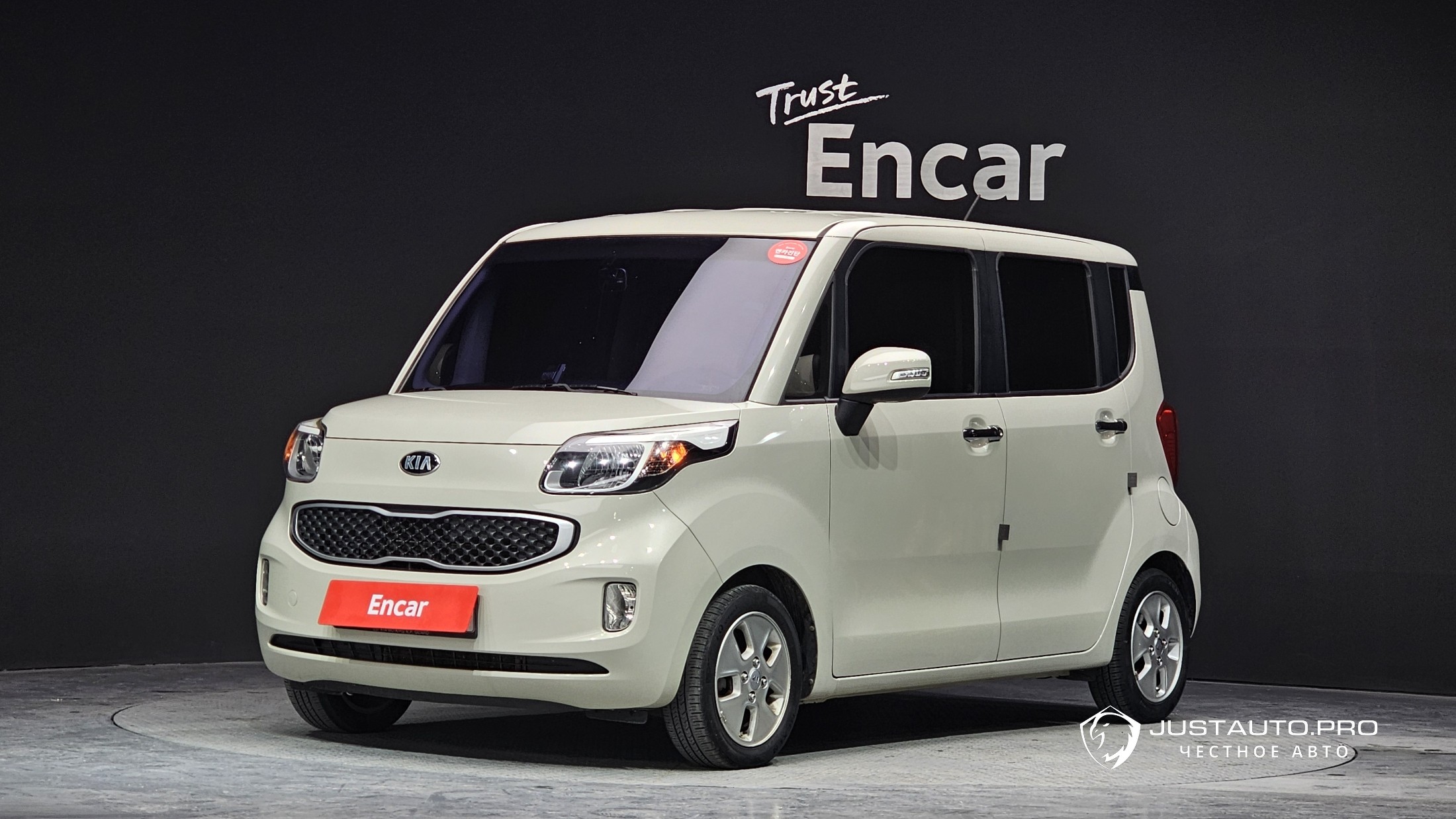 Автомобиль Kia RAY