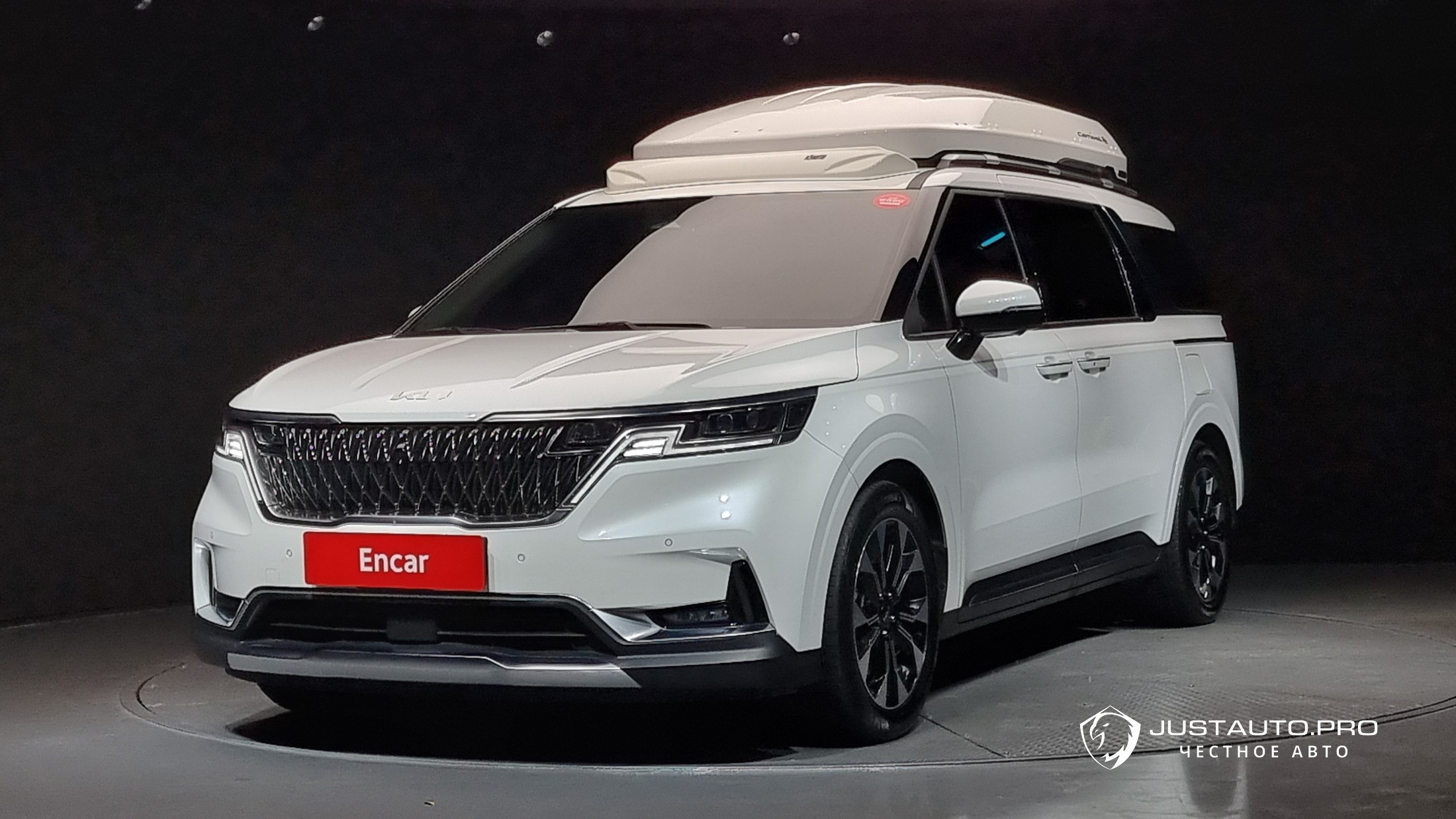 Автомобиль Kia Canival