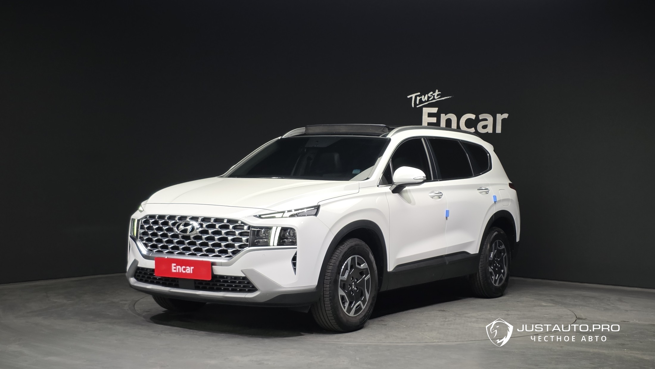 Автомобиль Hyundai Santafe