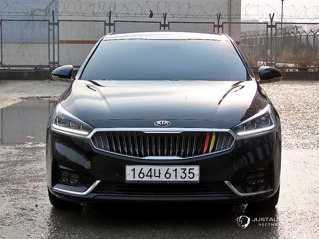 Автомобиль Kia K7