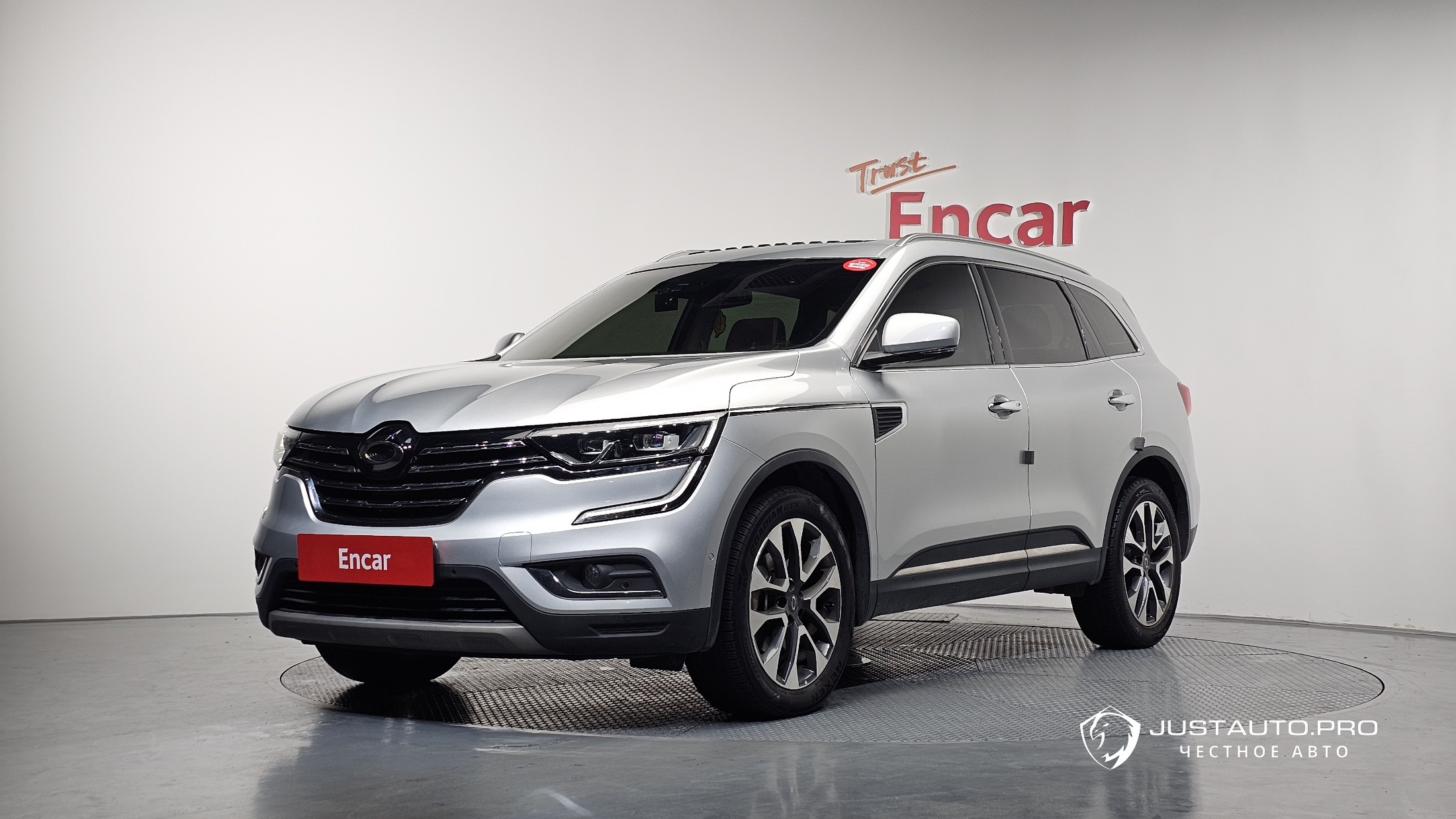 Автомобиль Renault-KoreaSamsung QM6