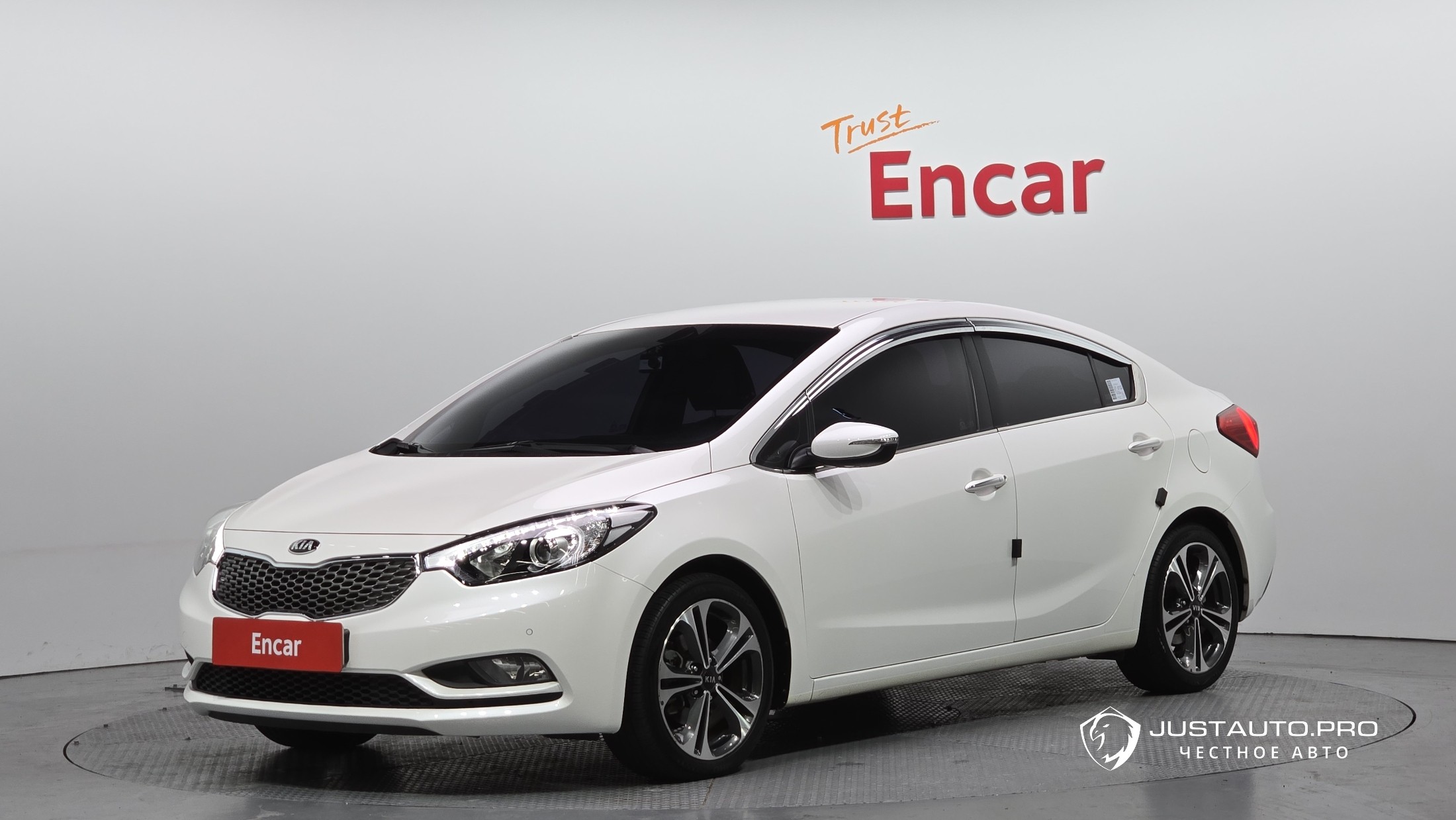 Автомобиль Kia K3