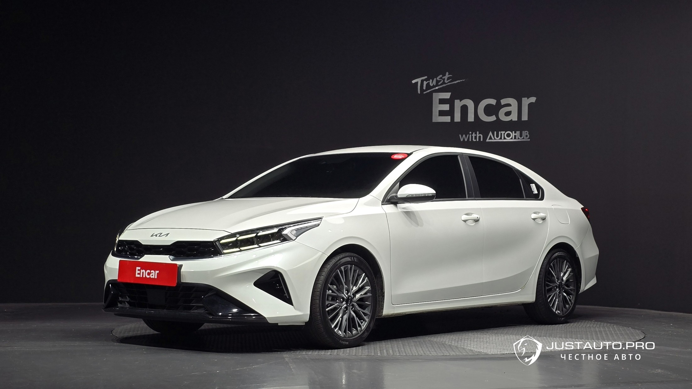 Автомобиль Kia K3