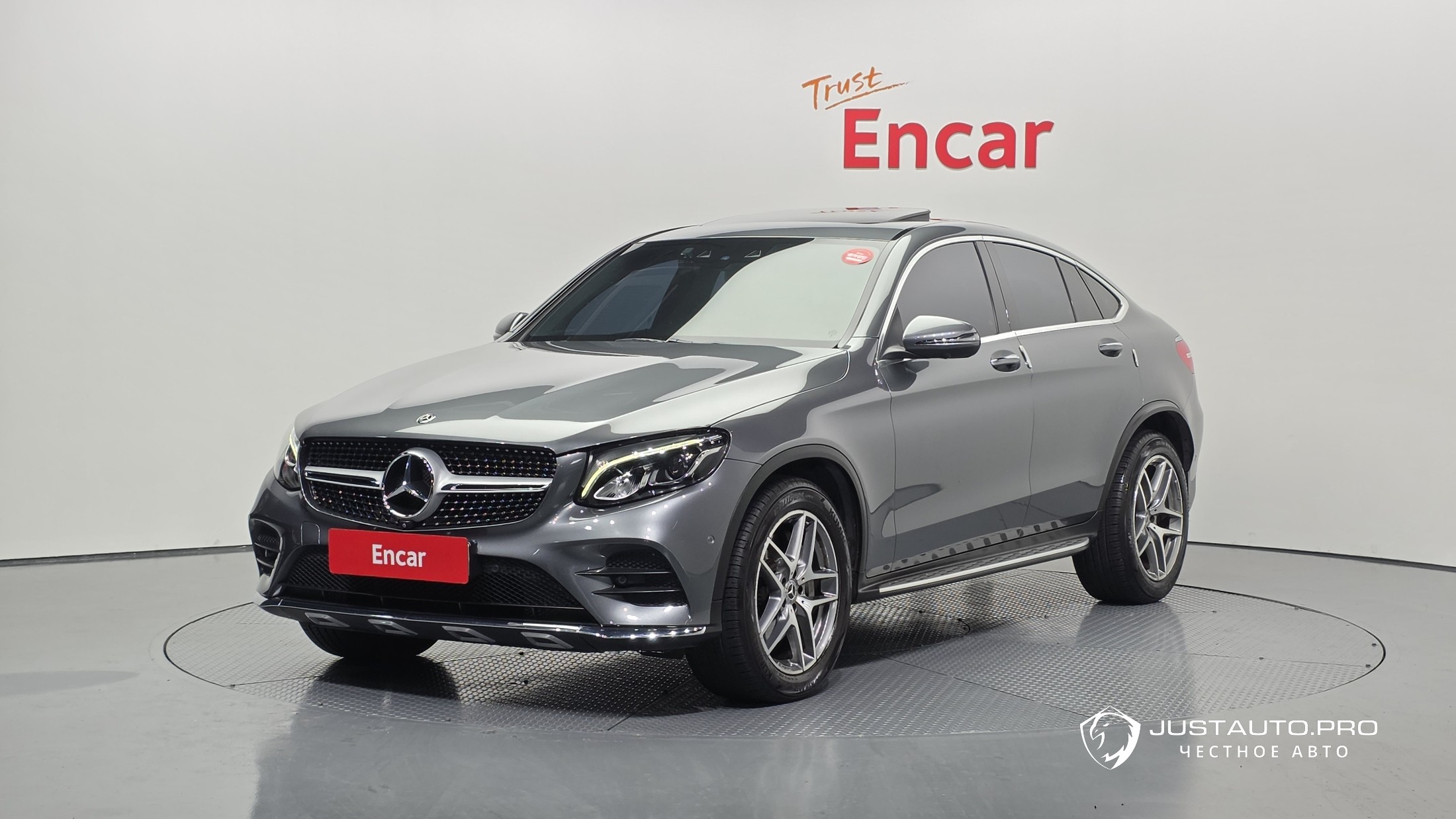 Автомобиль Mercedes-Benz GLC-Class
