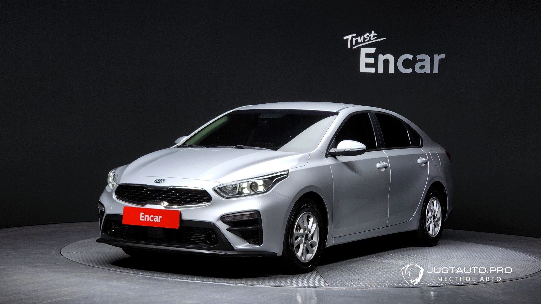 Автомобиль Kia K3