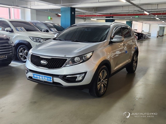 Автомобиль Kia Sportage