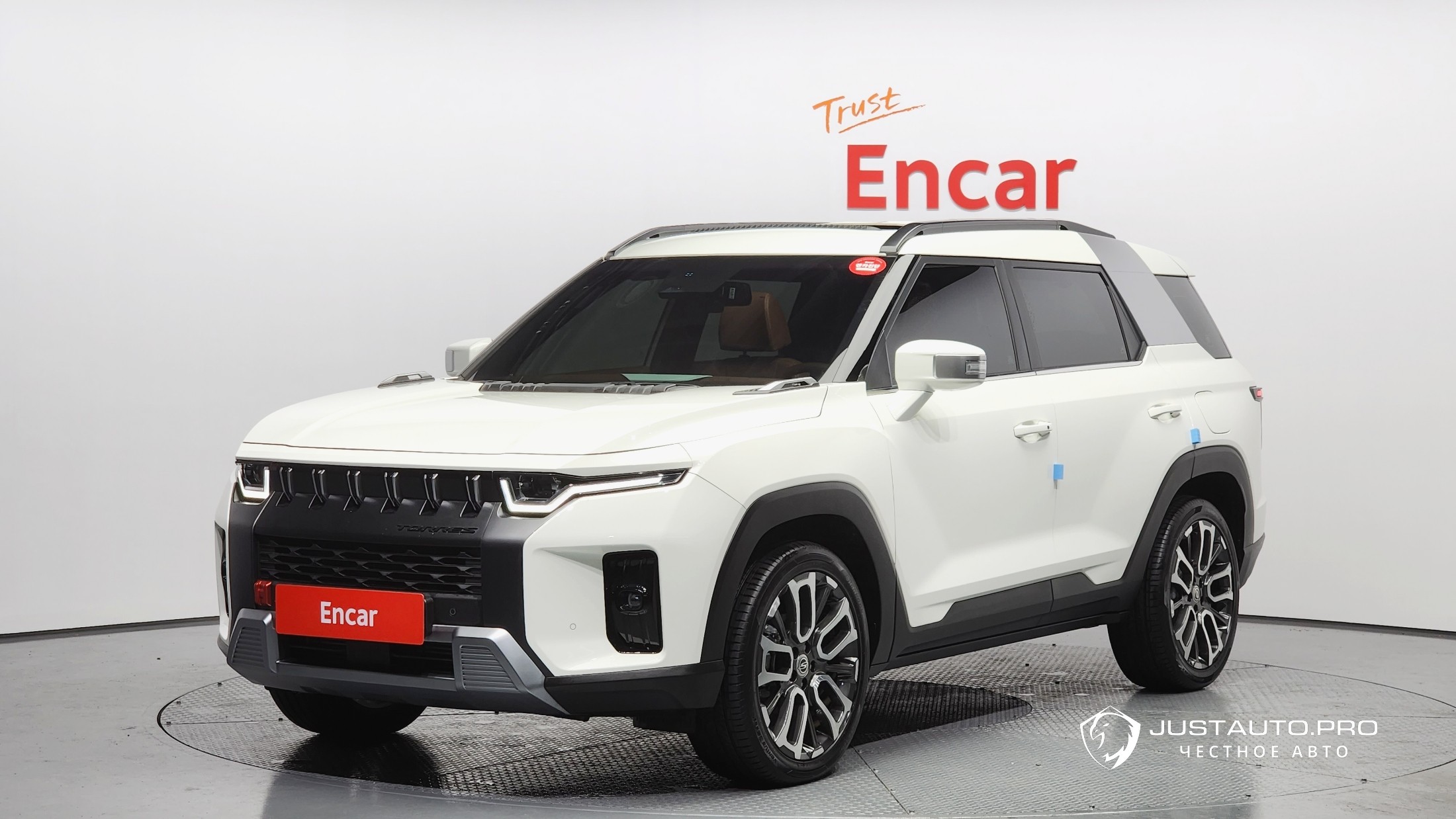 Автомобиль KG_Mobility_Ssangyong Torres