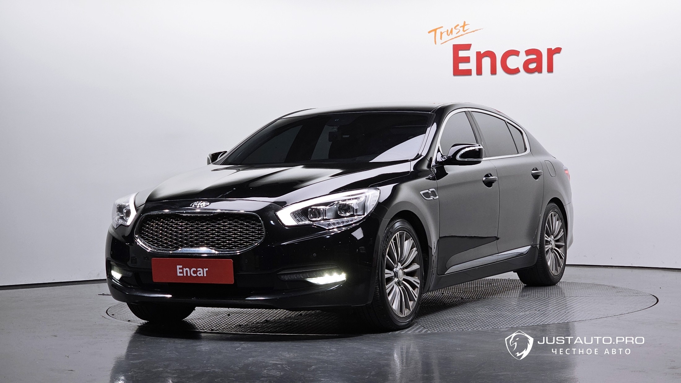 Автомобиль Kia K9