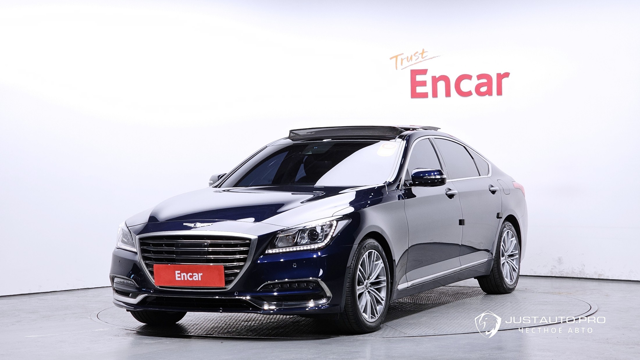 Автомобиль Genesis G80