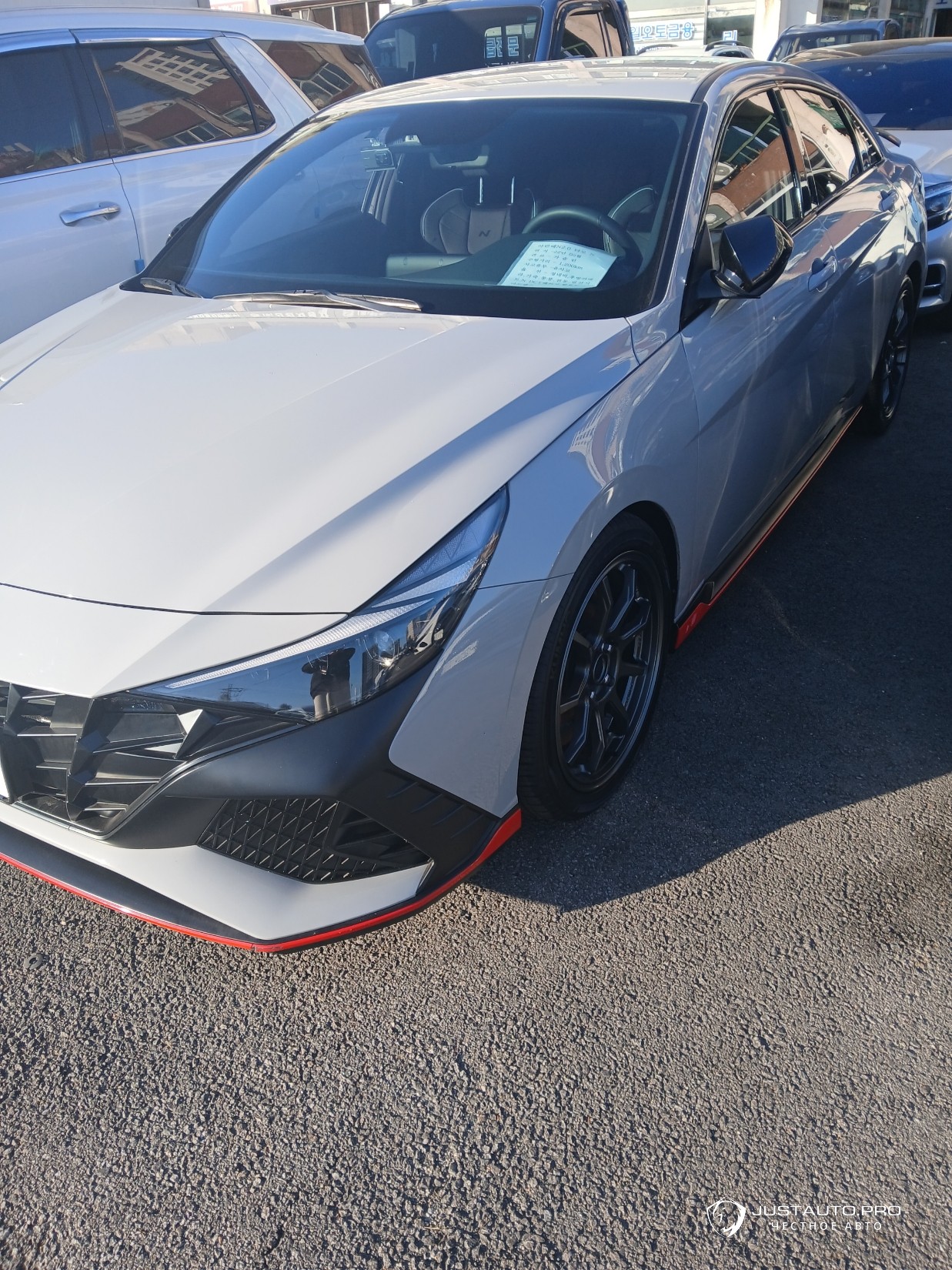 Автомобиль Hyundai AVANTE