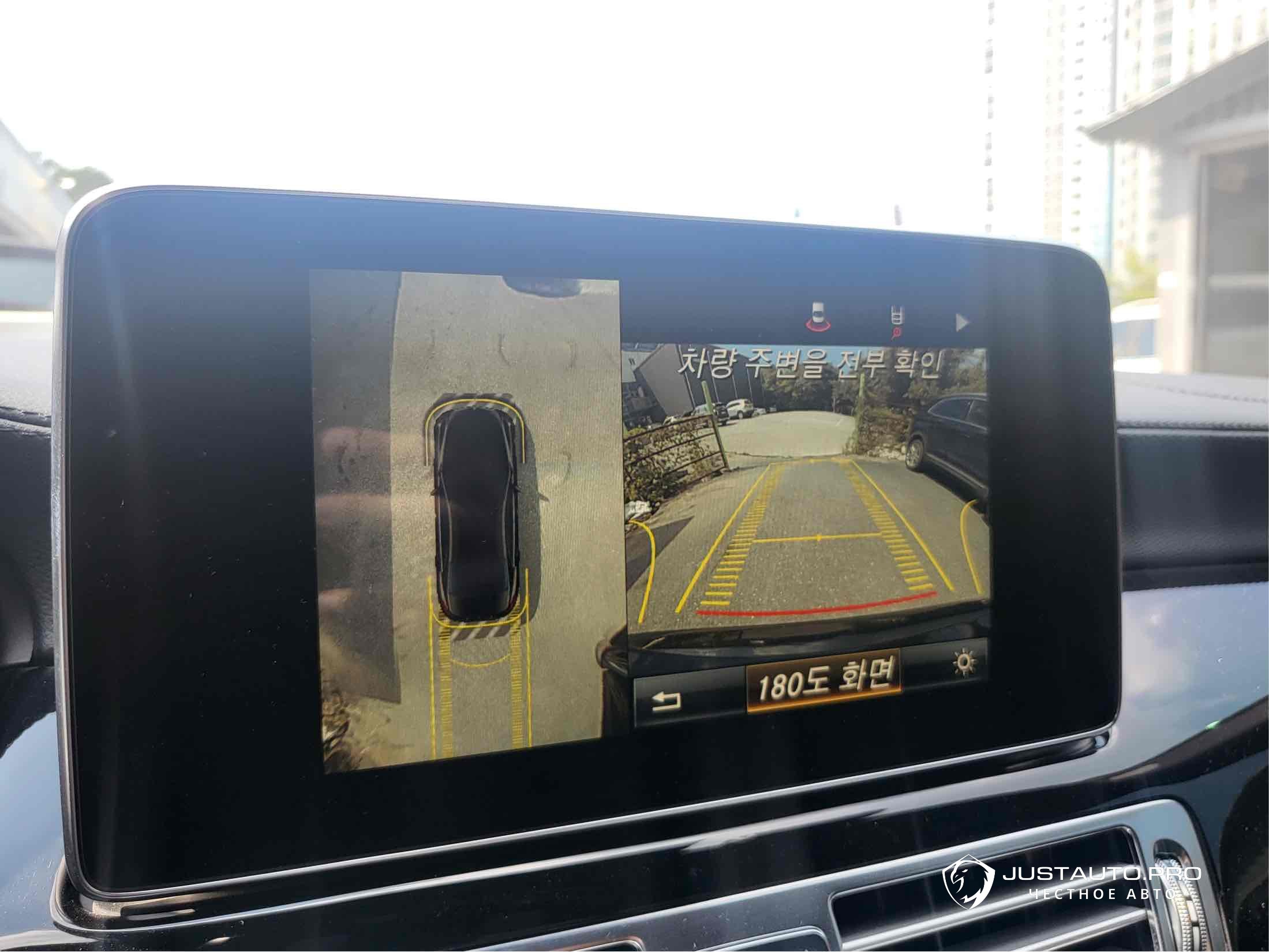 Автомобиль Mercedes-Benz CLS-Class