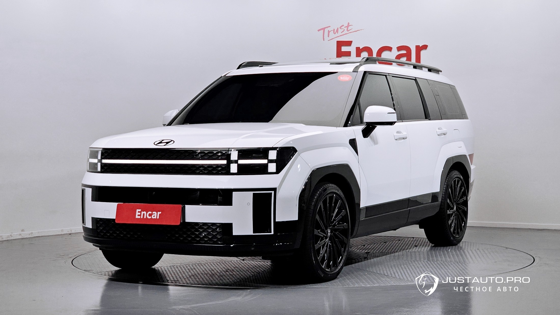 Автомобиль Hyundai Santafe