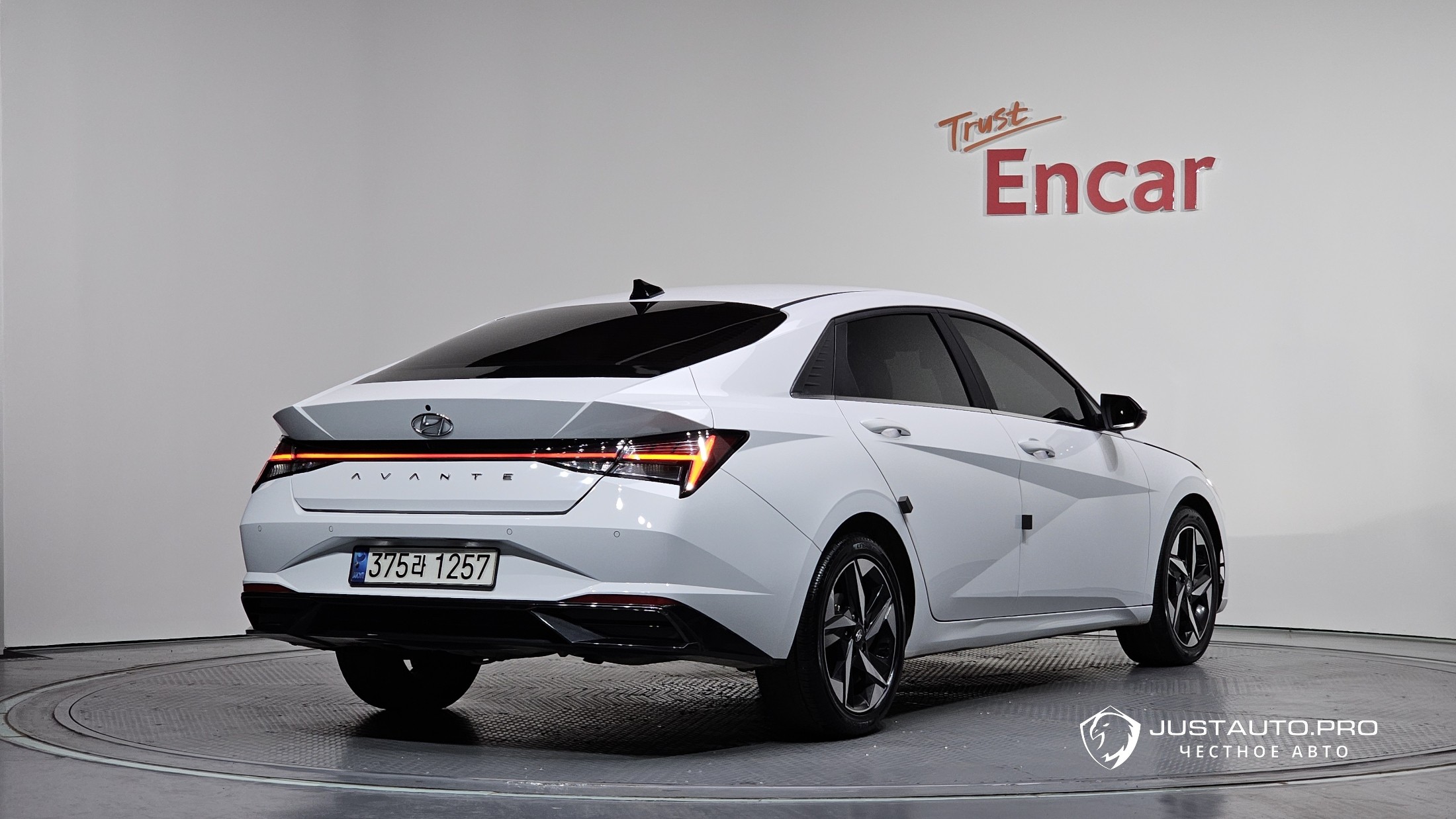 Автомобиль Hyundai AVANTE