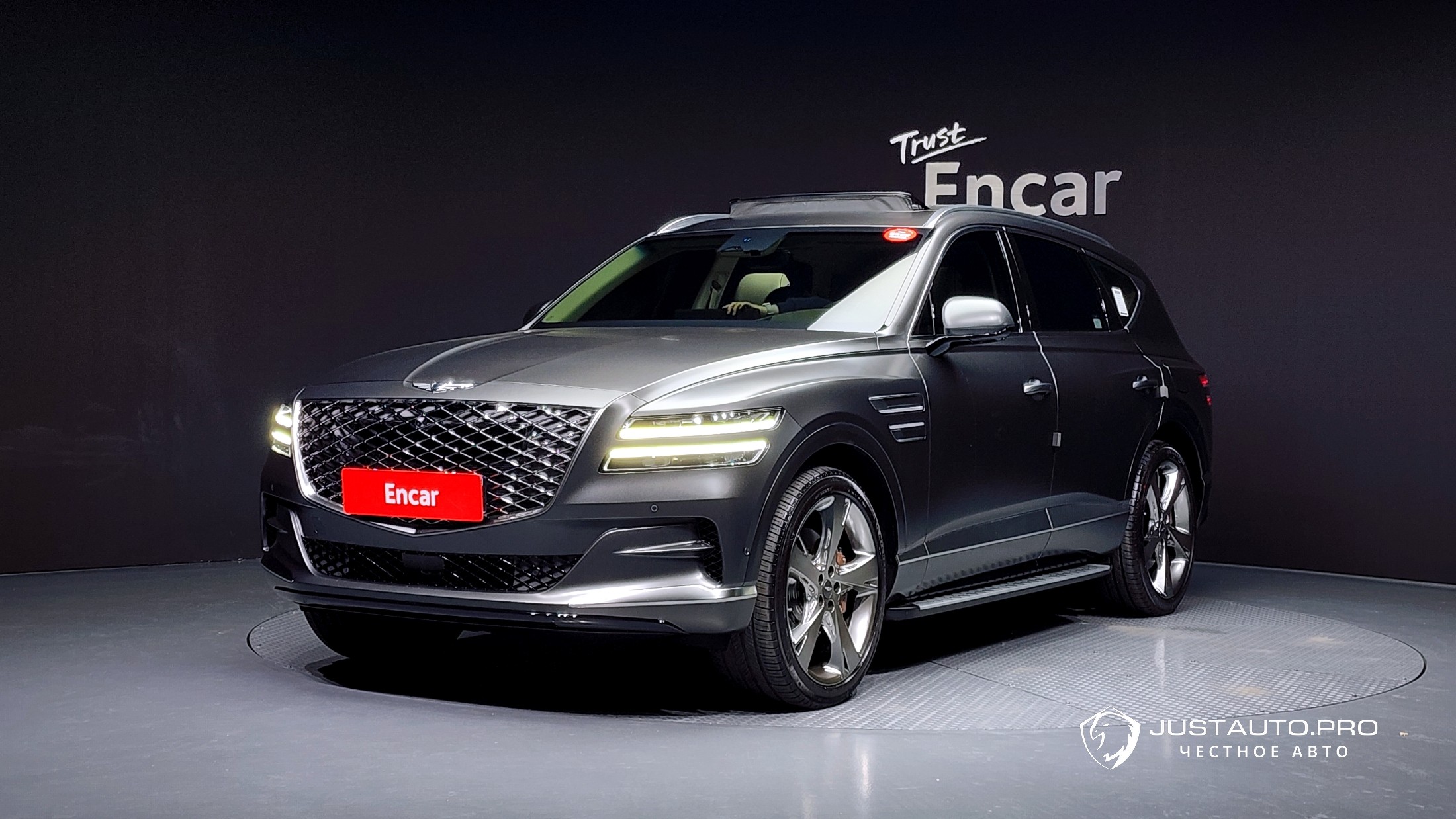 Автомобиль Genesis GV80