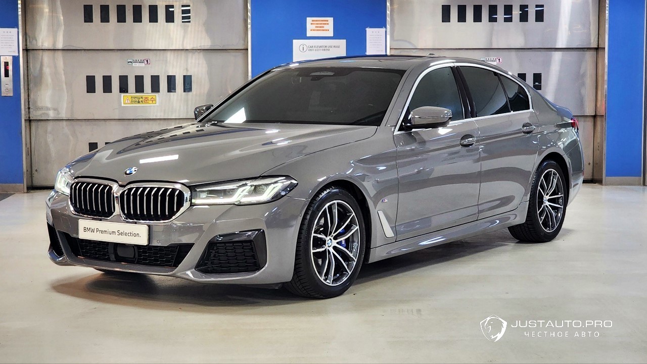Автомобиль BMW 5-Series