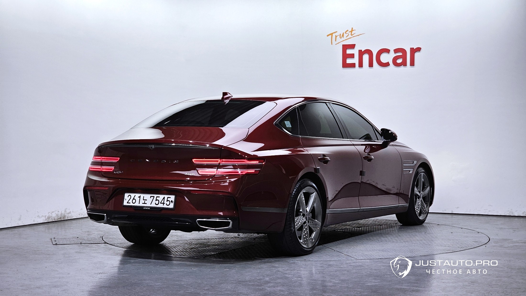 Автомобиль Genesis G80