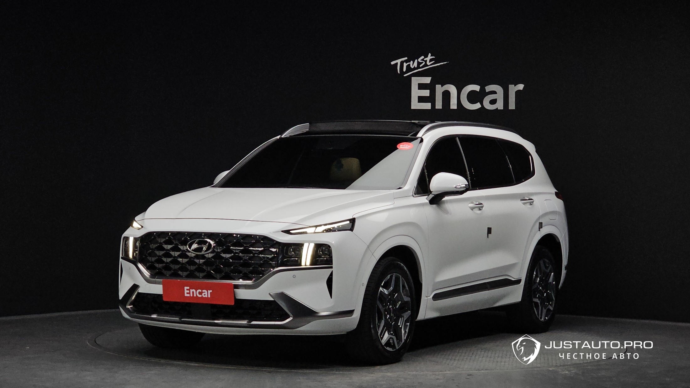 Автомобиль Hyundai Santafe