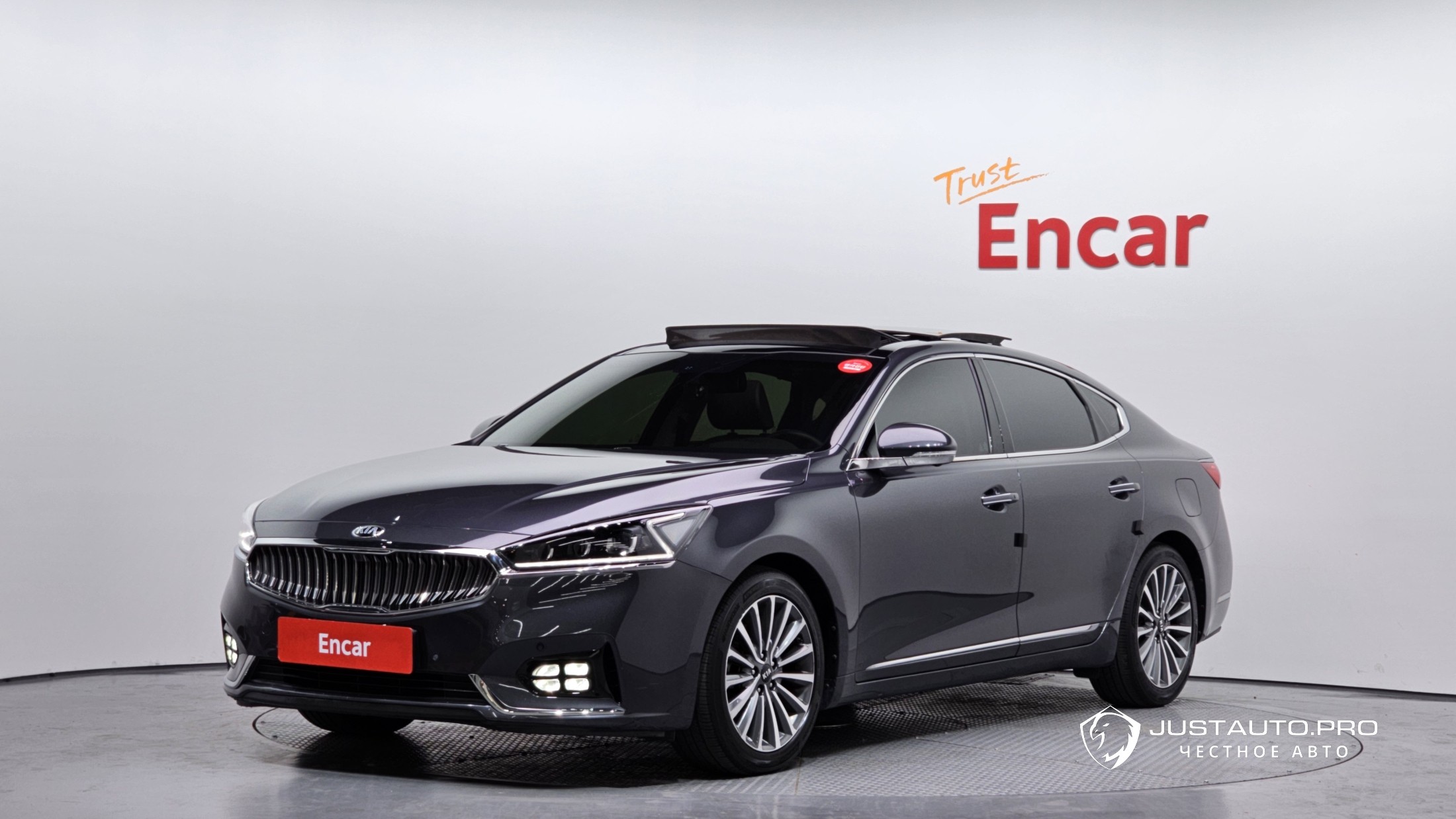 Автомобиль Kia K7