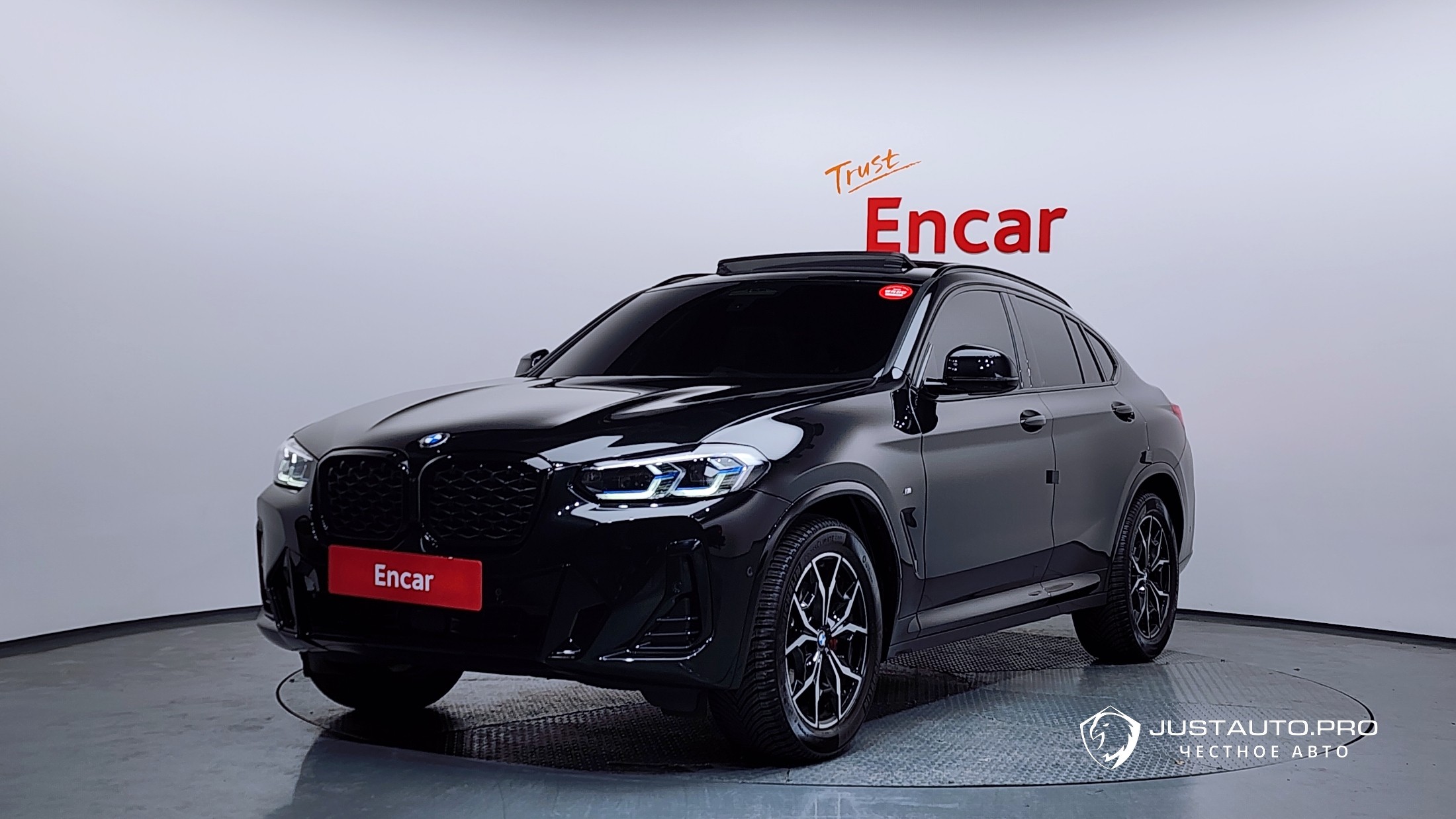 Автомобиль BMW X4