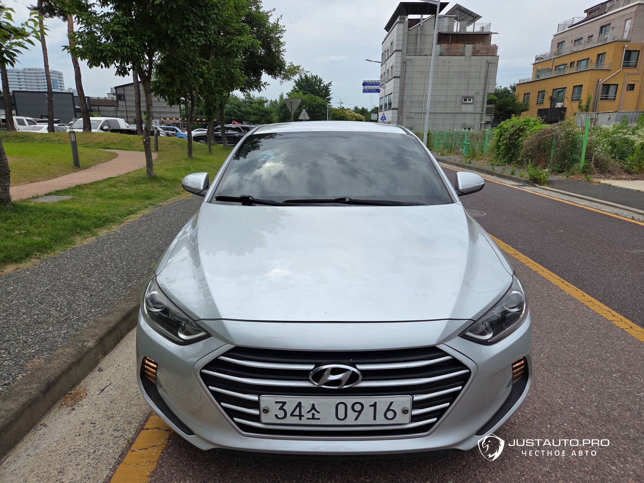 Автомобиль Hyundai AVANTE