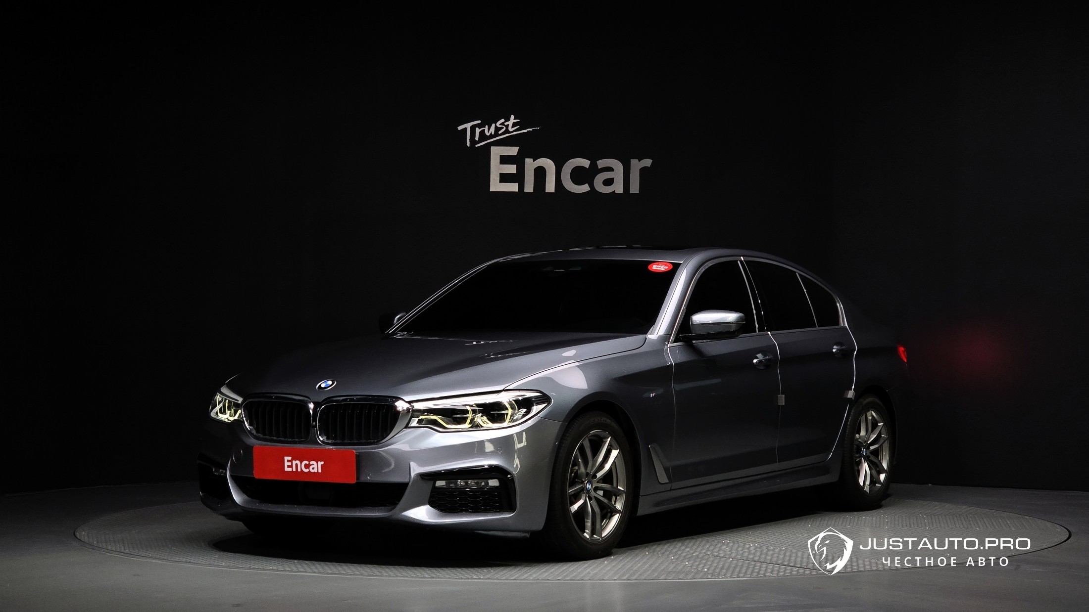 Автомобиль BMW 5-Series