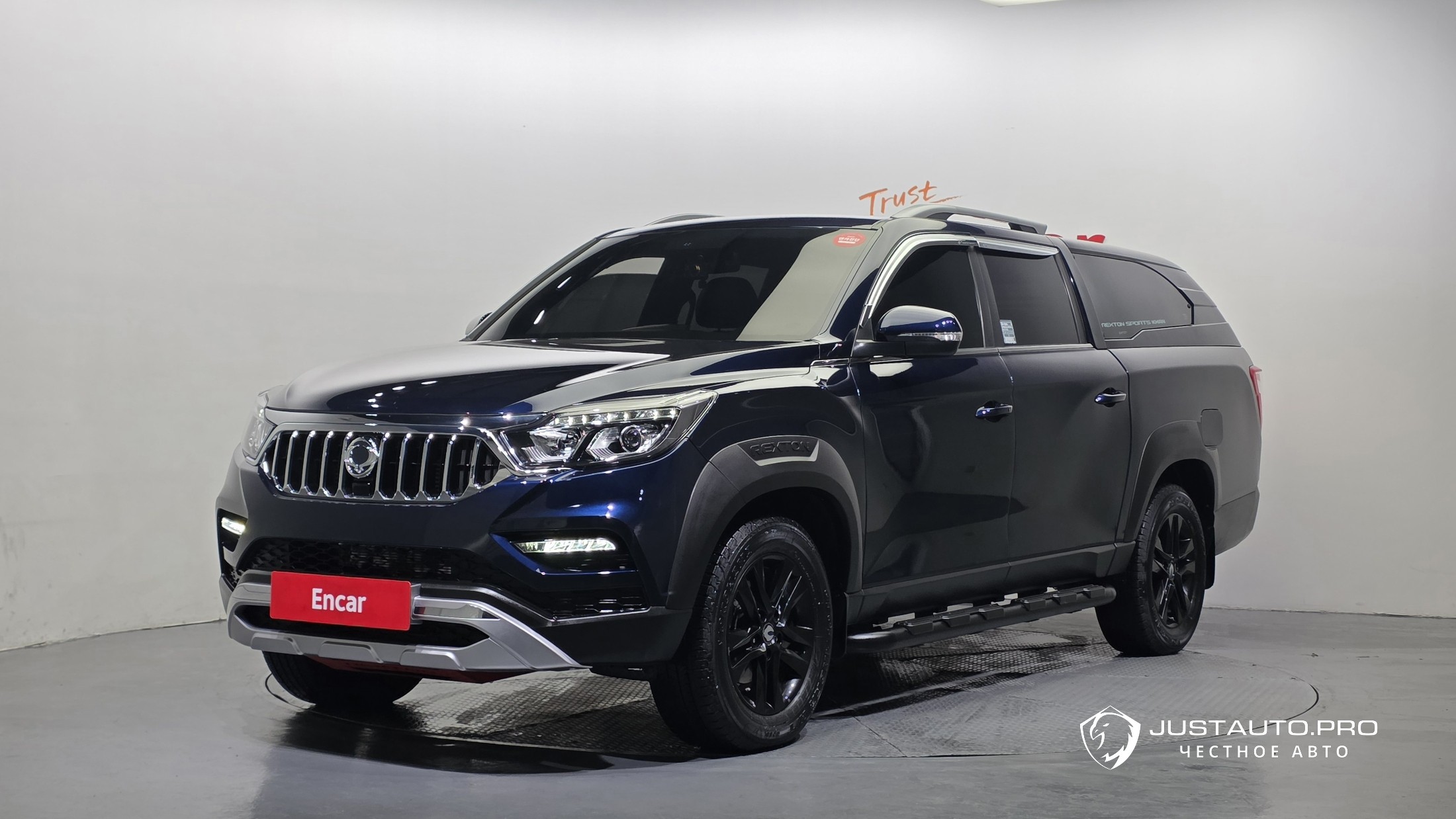 Автомобиль KG_Mobility_Ssangyong Rexton