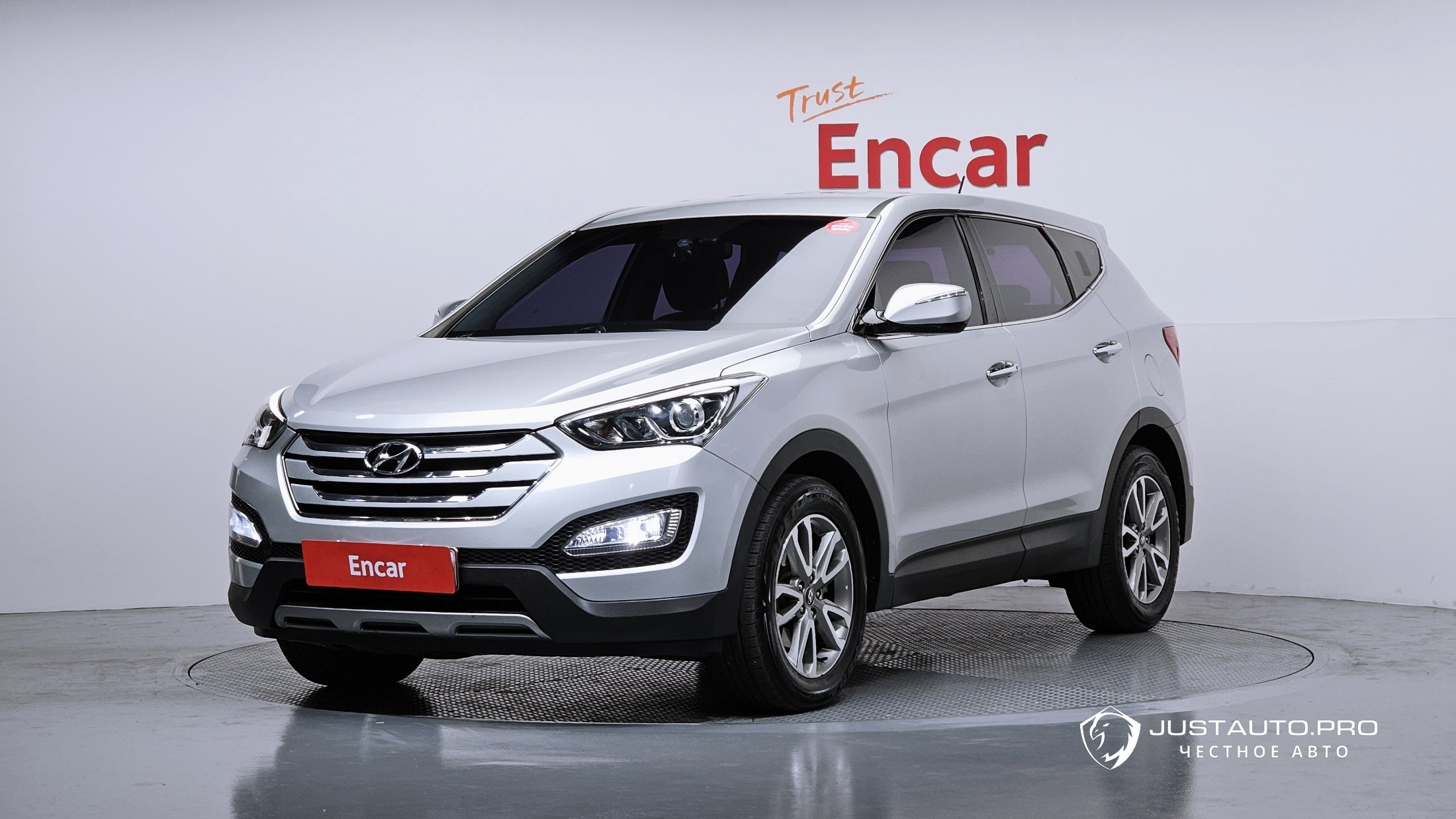 Автомобиль Hyundai Santafe