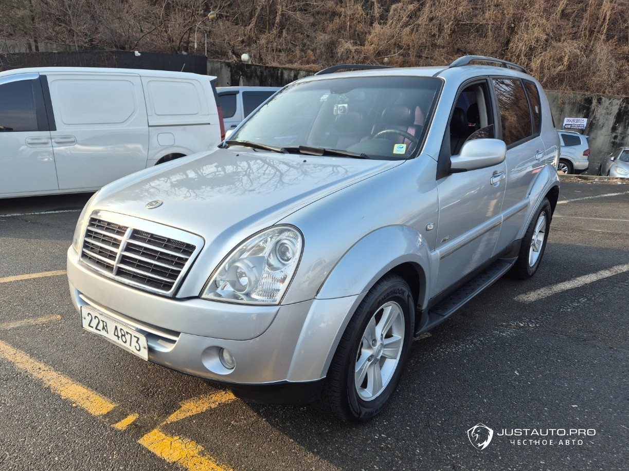 Автомобиль KG_Mobility_Ssangyong Rexton