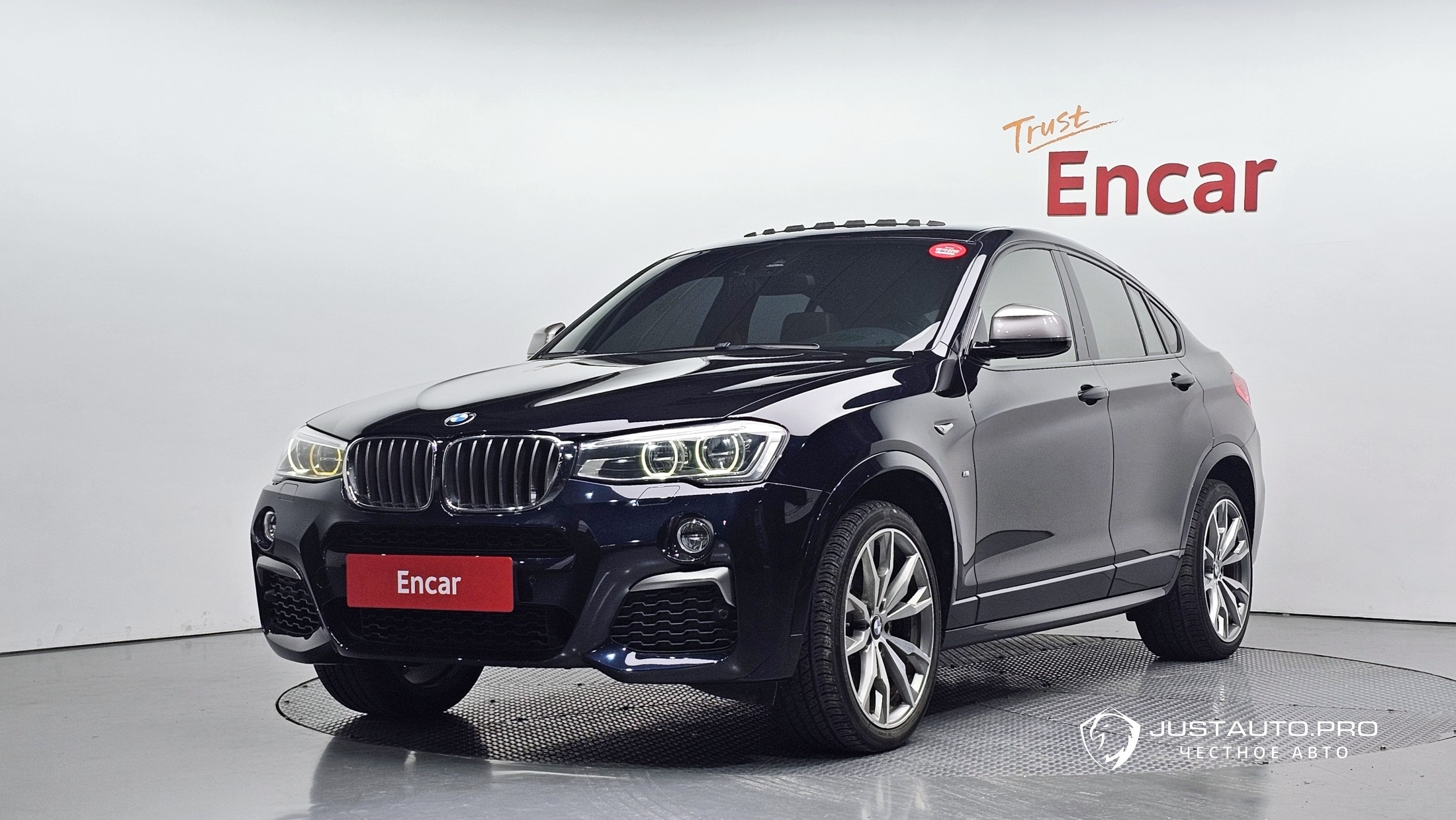 Автомобиль BMW X4