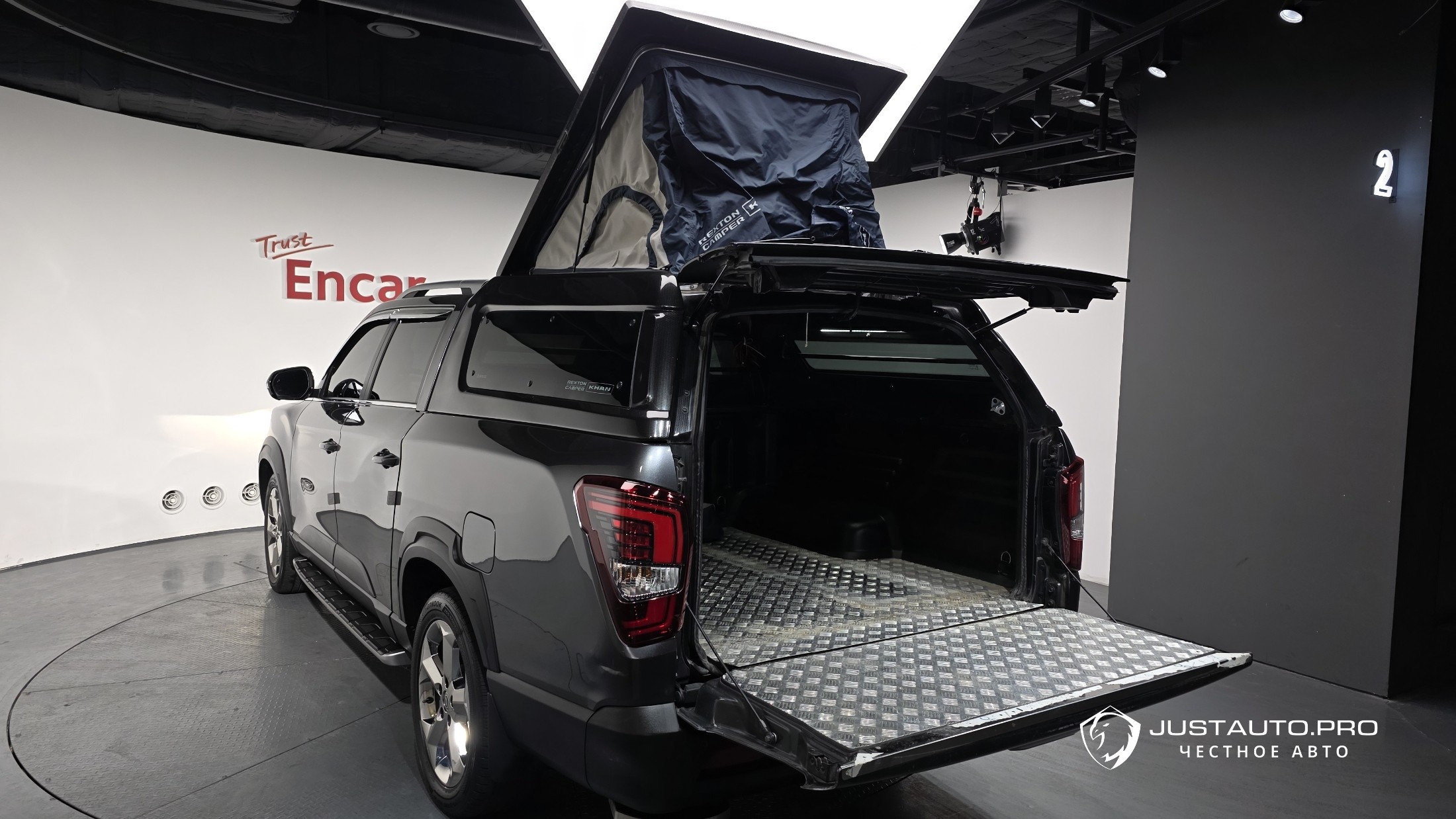 Автомобиль KG_Mobility_Ssangyong Rexton