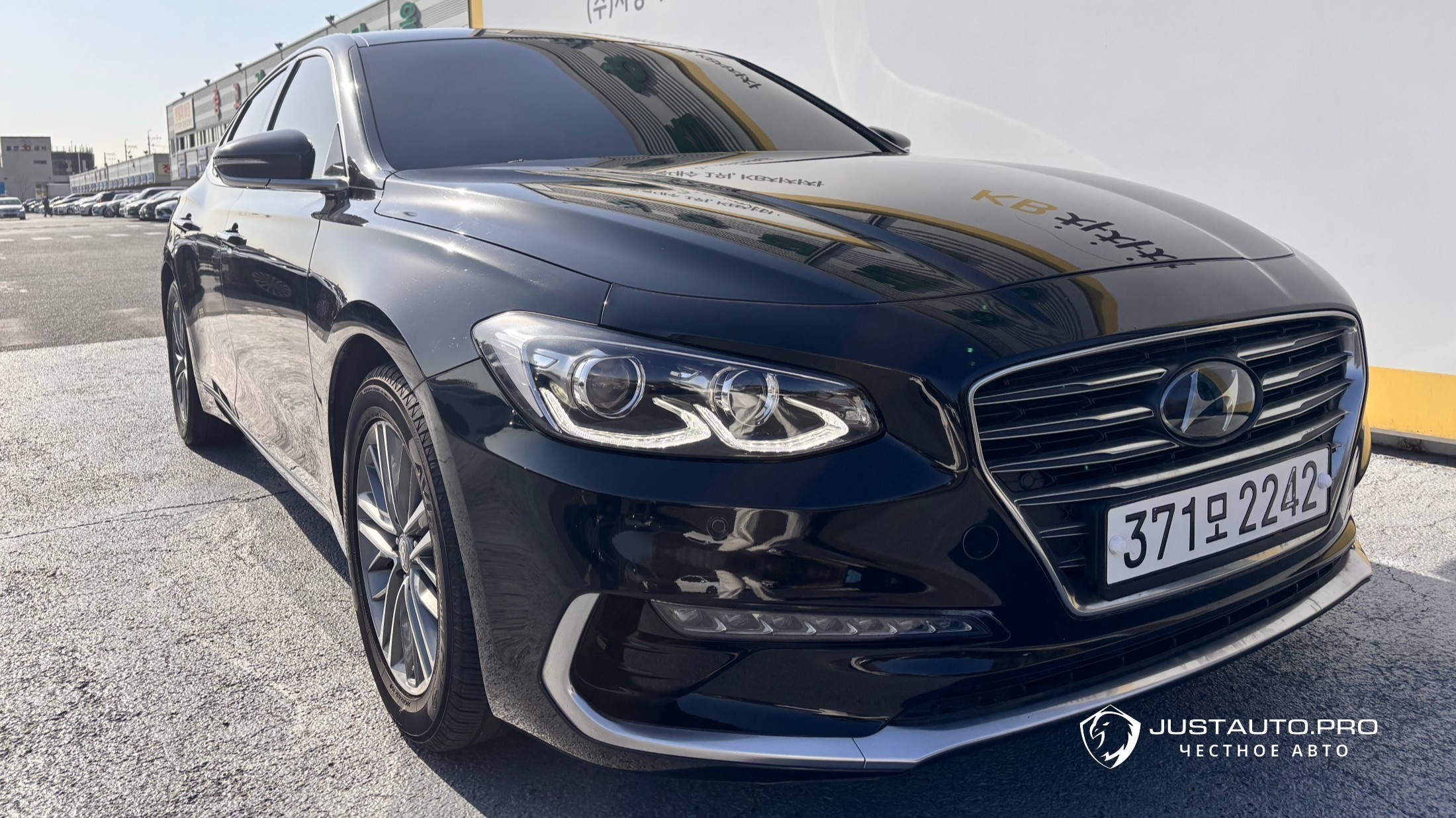 Автомобиль Hyundai Grandeur