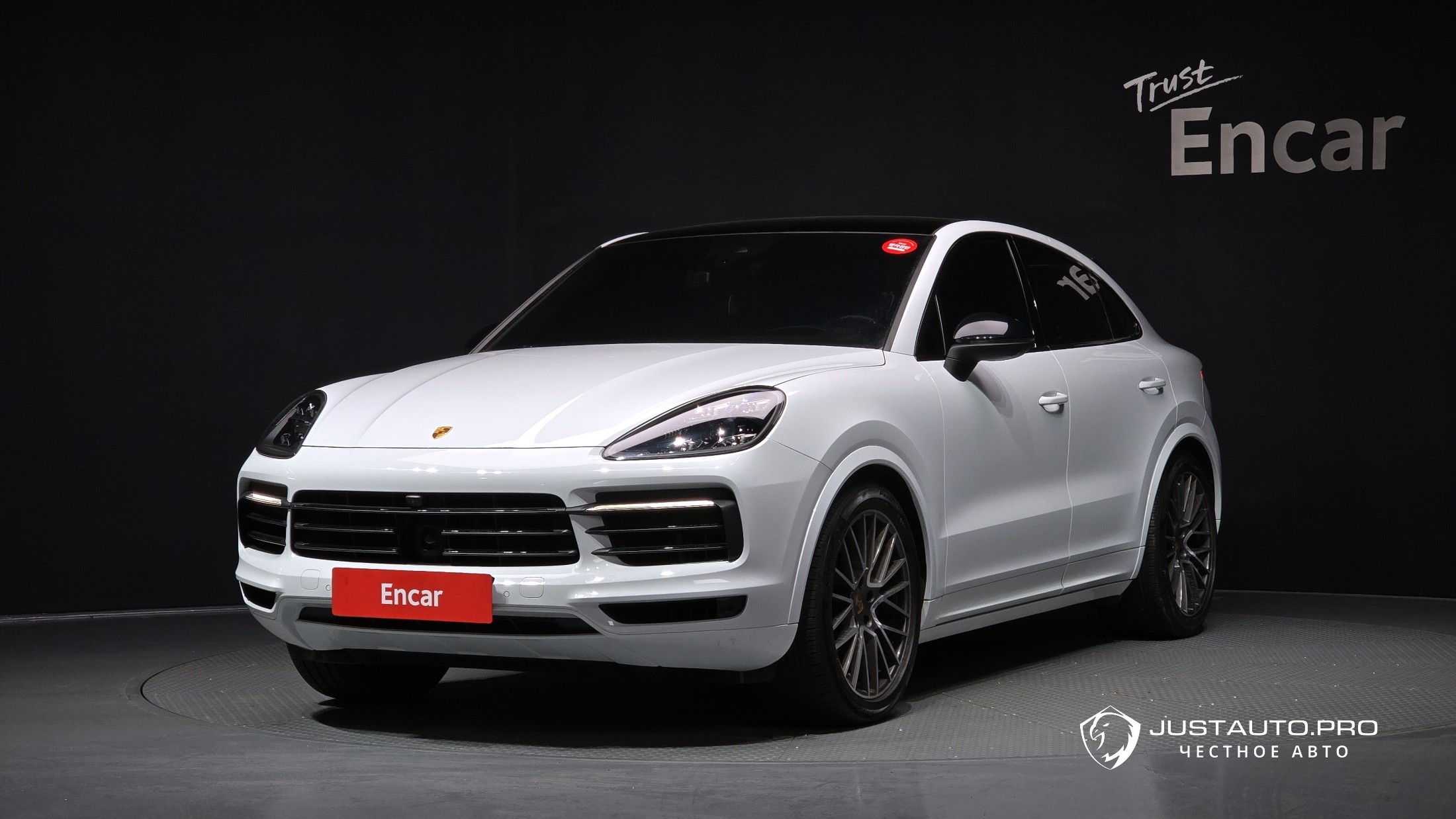 Автомобиль Porsche Cayenne