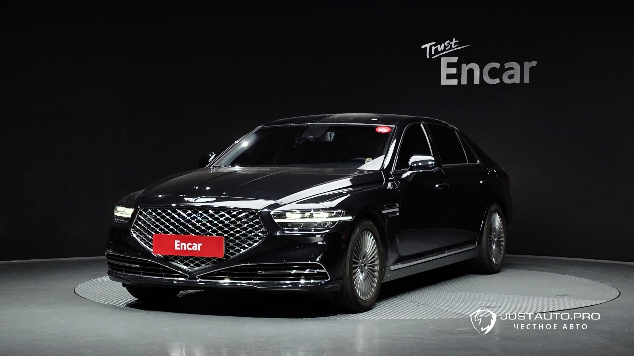 Автомобиль Genesis G90