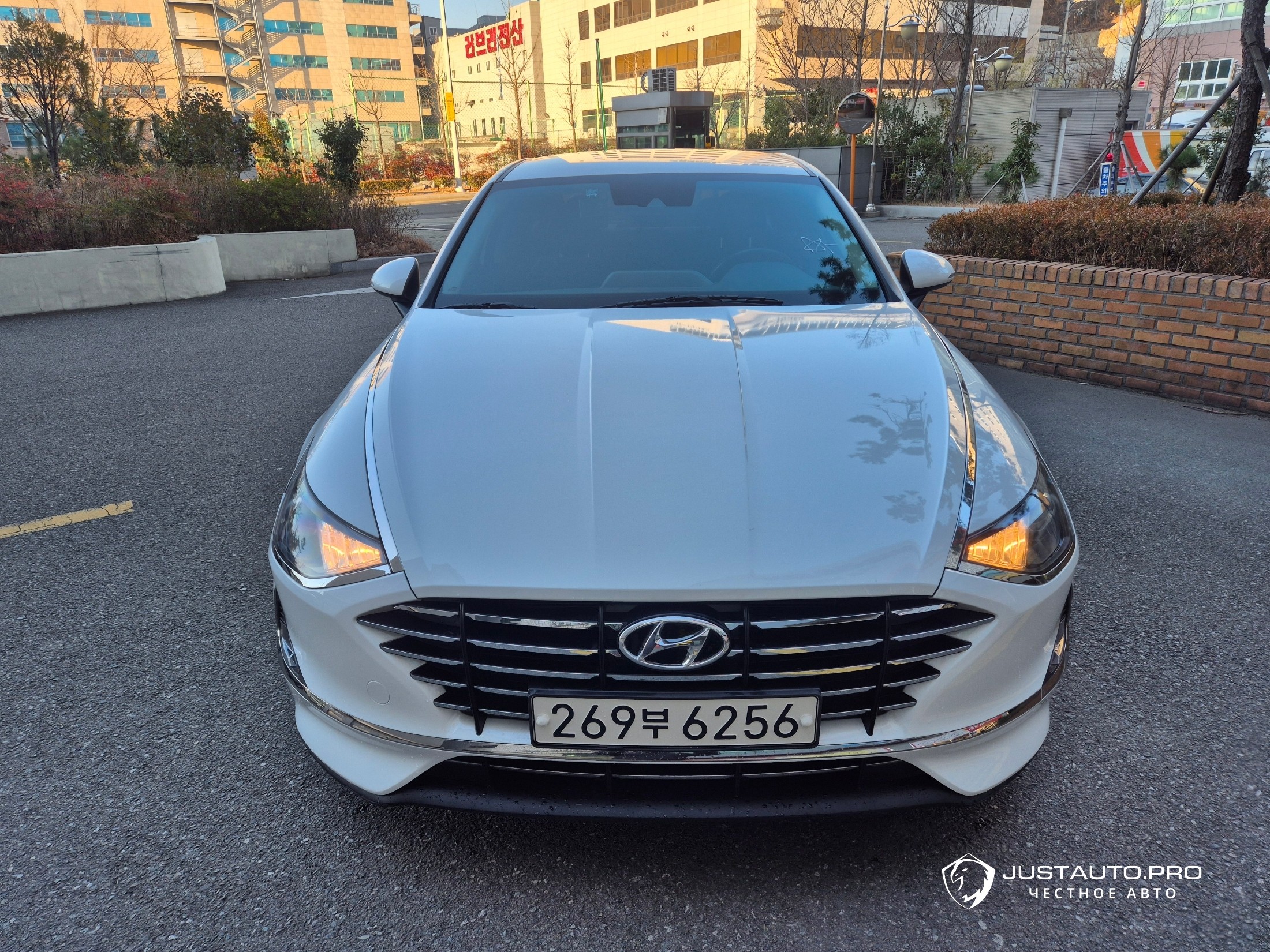 Автомобиль Hyundai Sonata