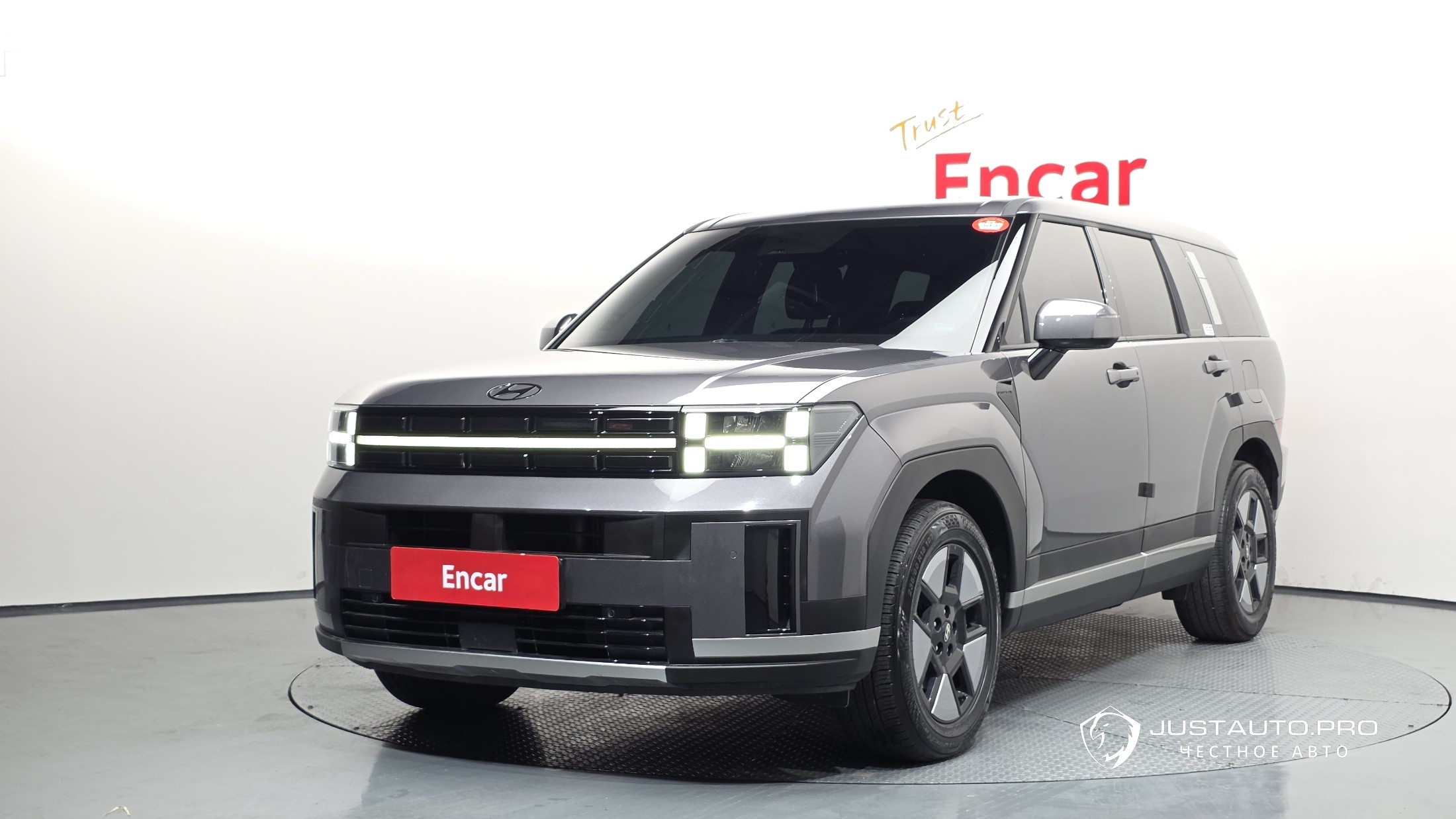 Автомобиль Hyundai Santafe