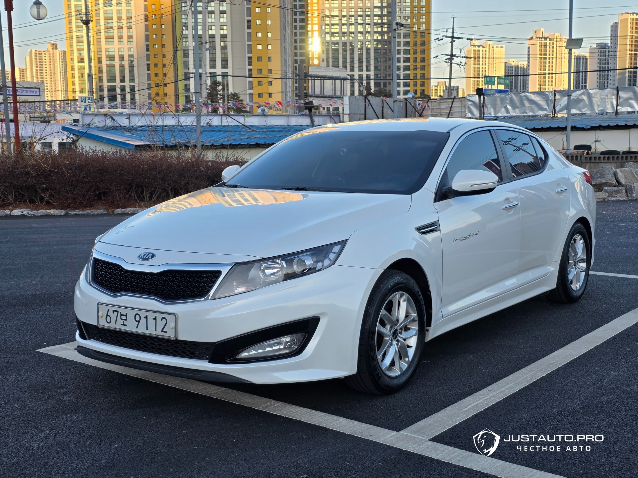 Автомобиль Kia K5