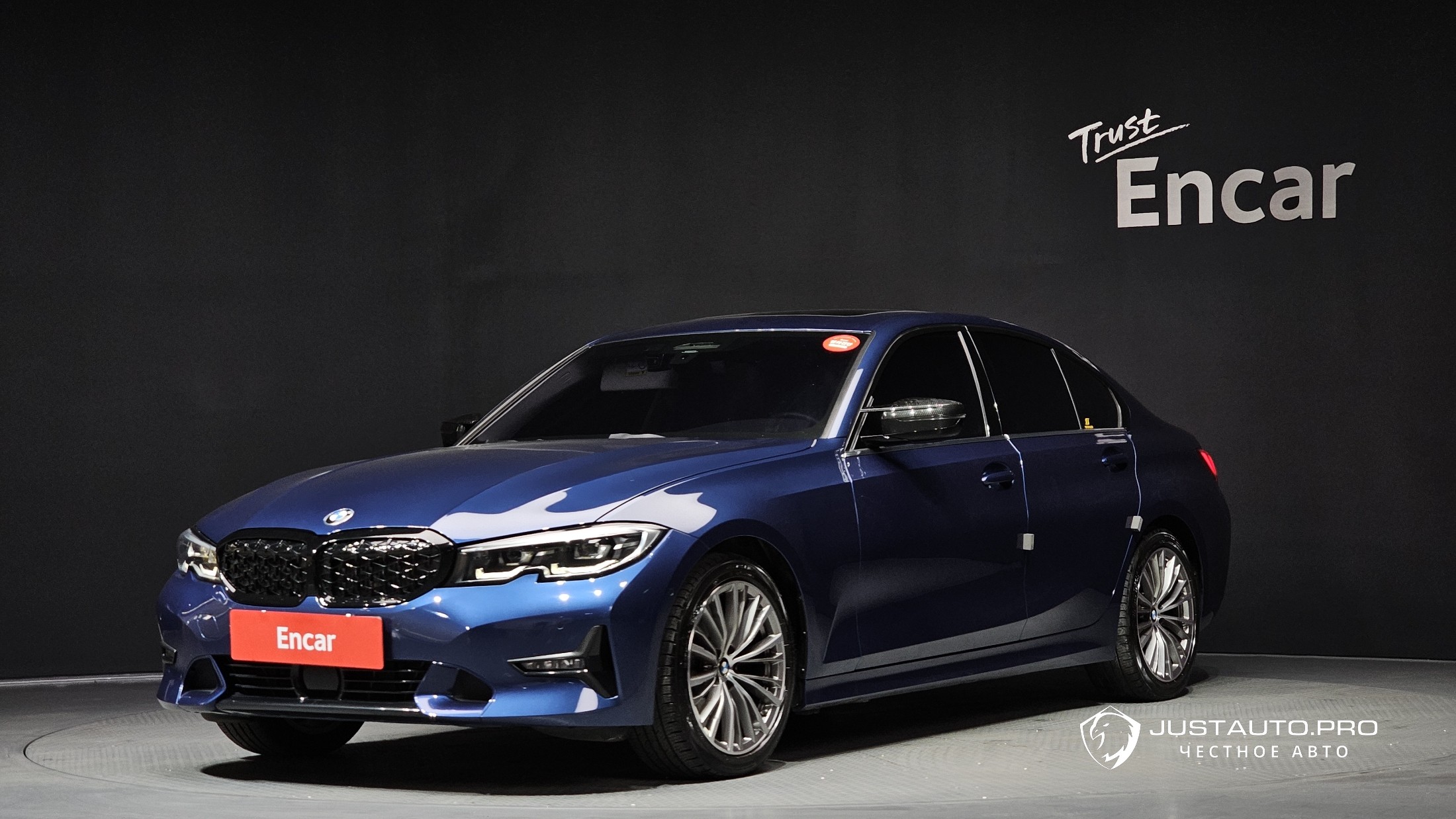 Автомобиль BMW 3-Series