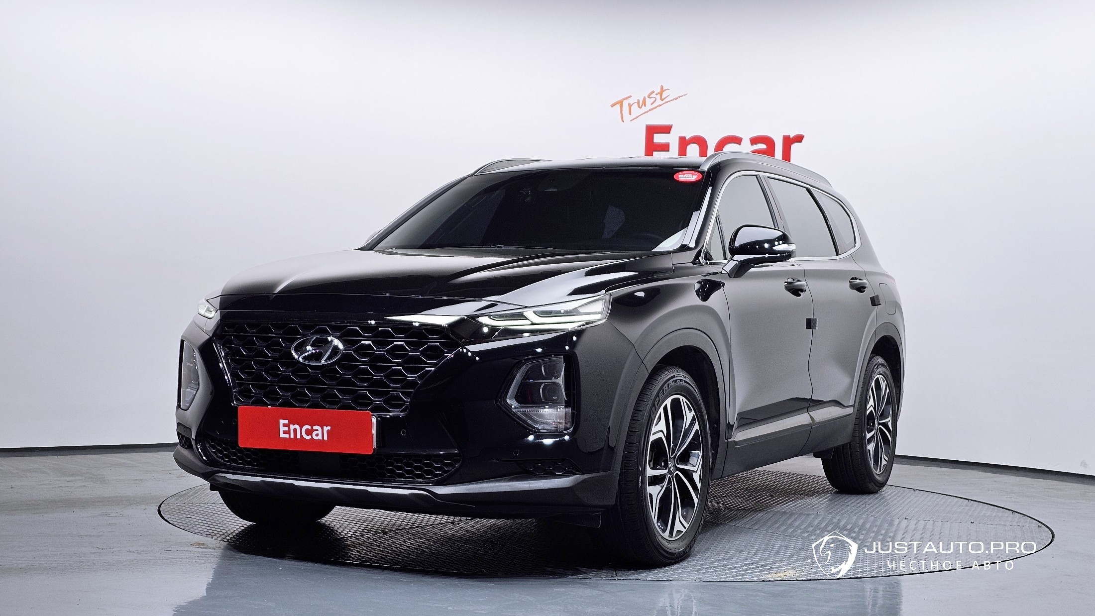 Автомобиль Hyundai Santafe