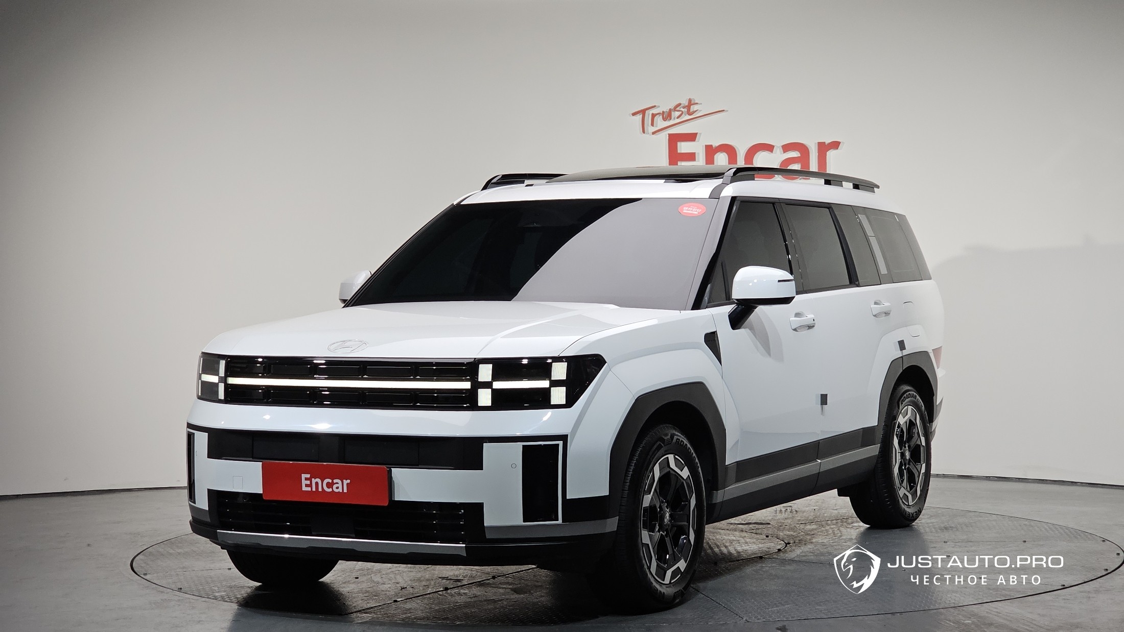 Автомобиль Hyundai Santafe