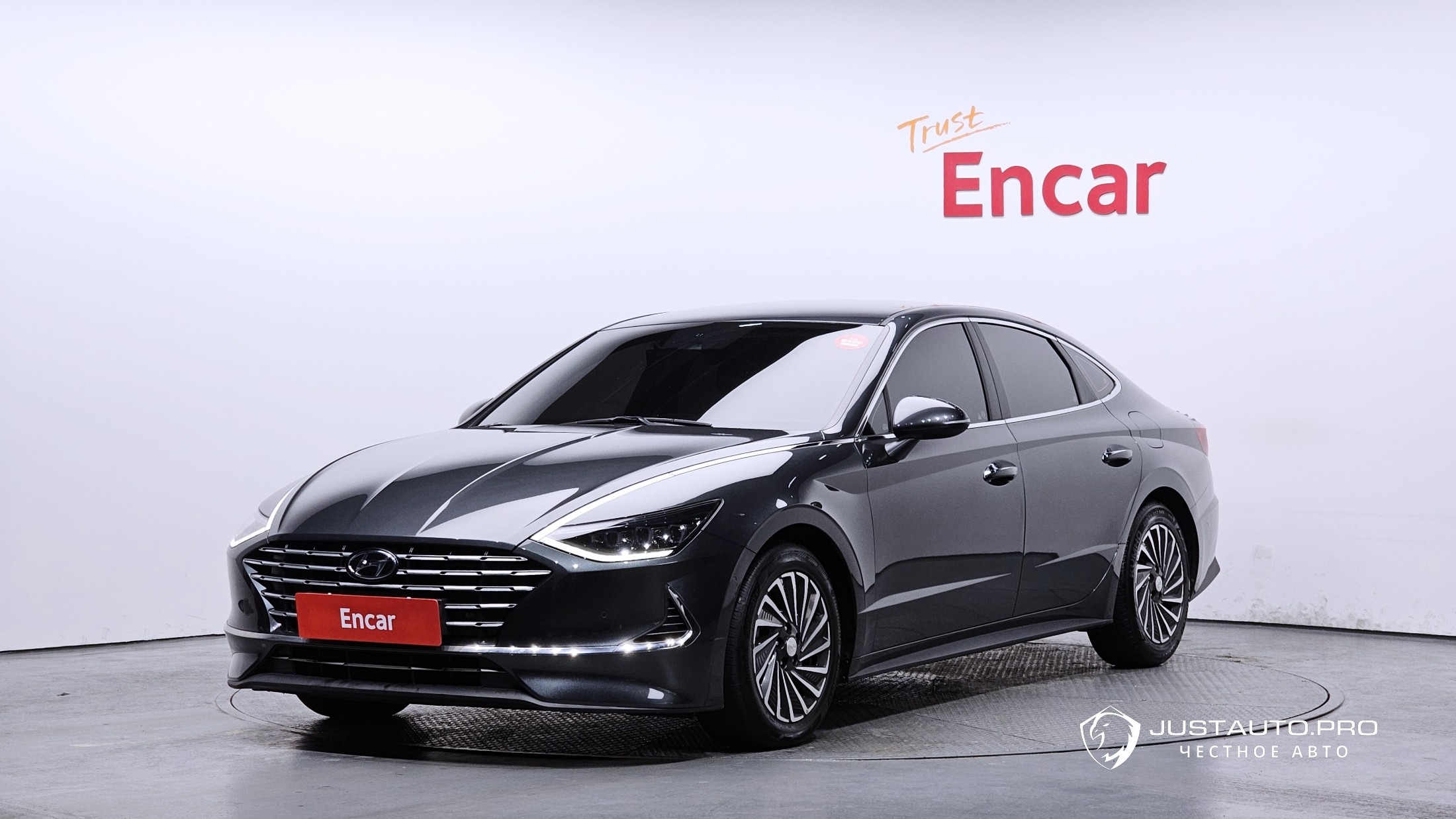 Автомобиль Hyundai Sonata