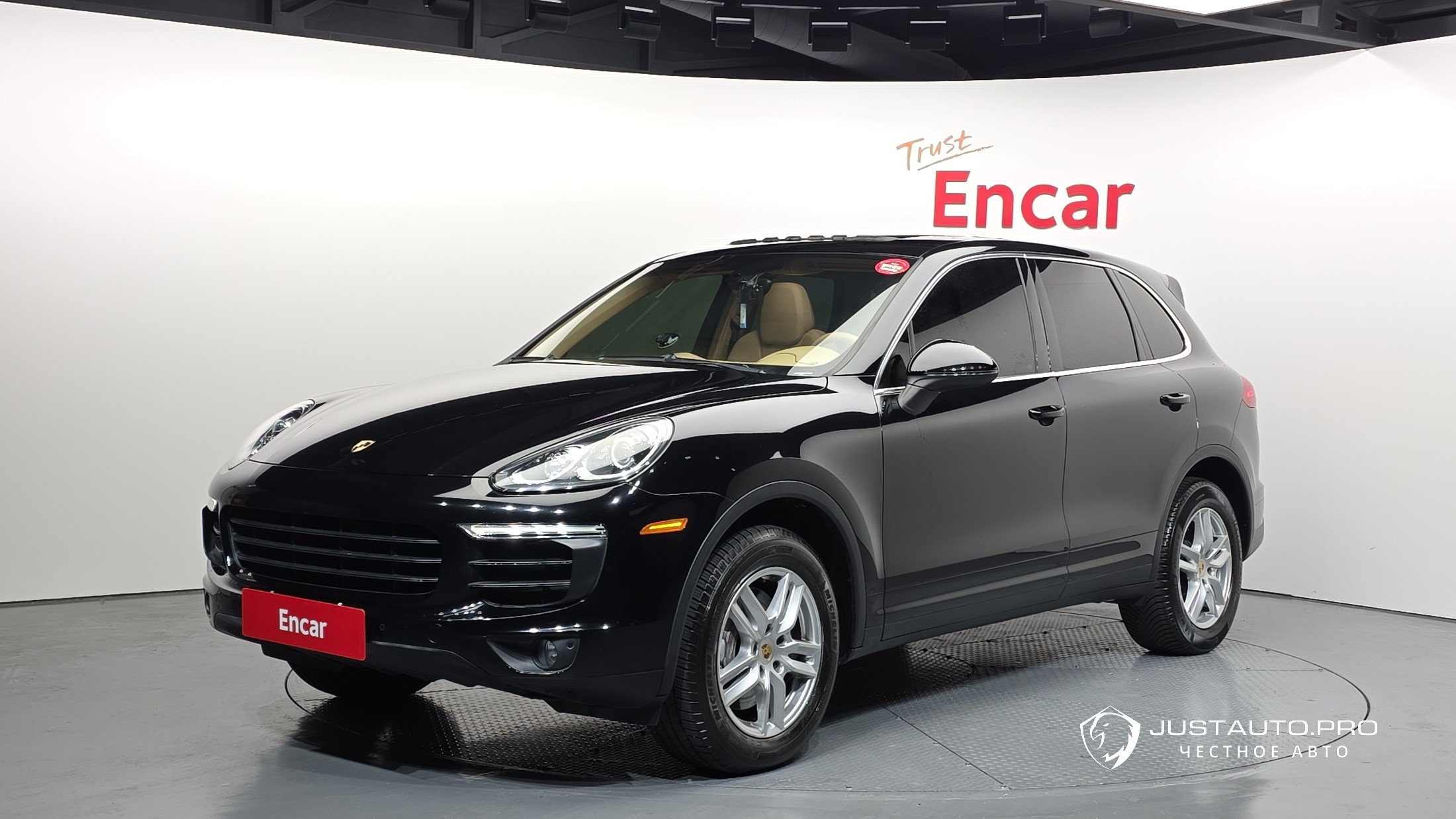 Автомобиль Porsche Cayenne