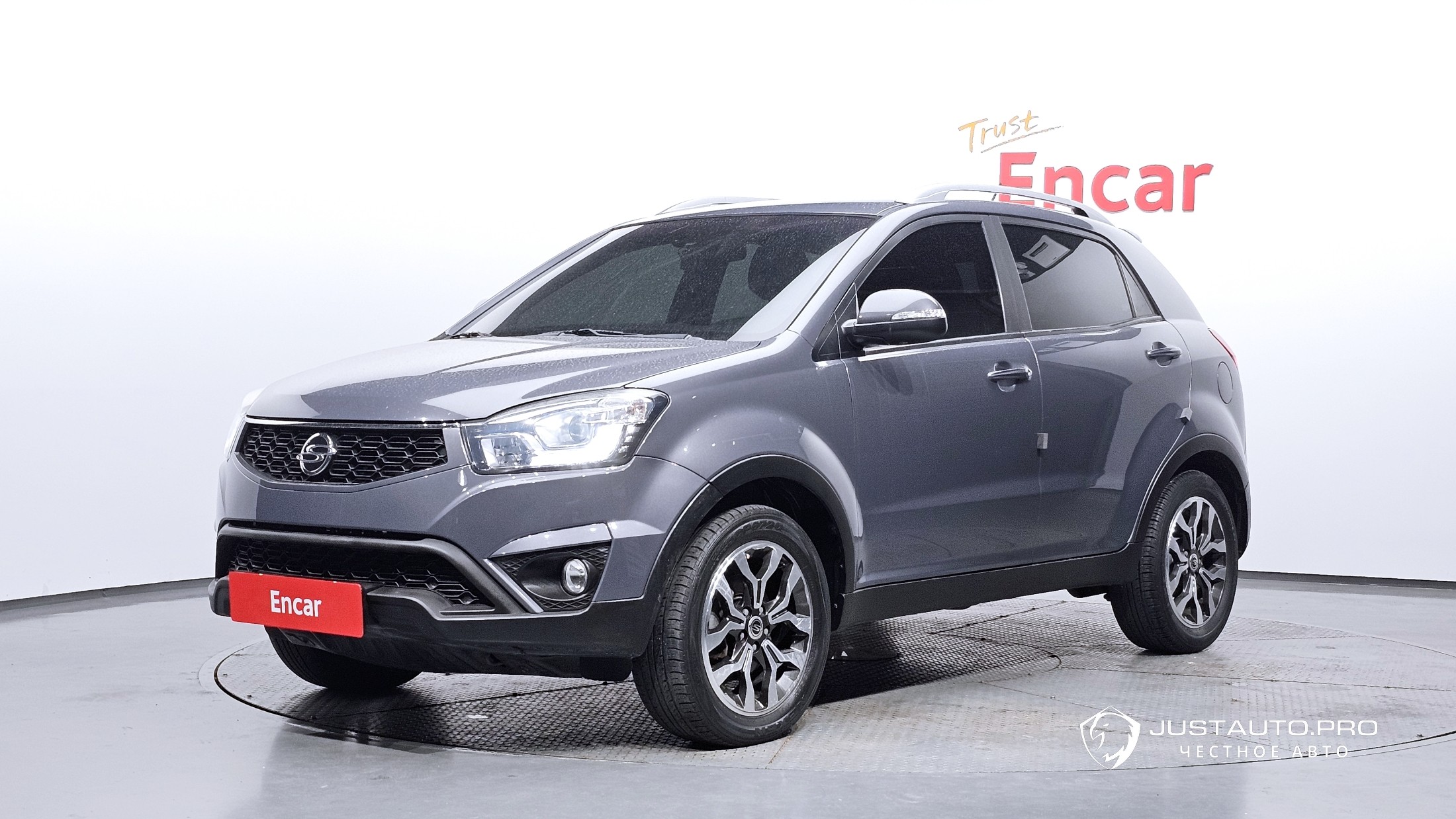 Автомобиль KG_Mobility_Ssangyong KORANDO