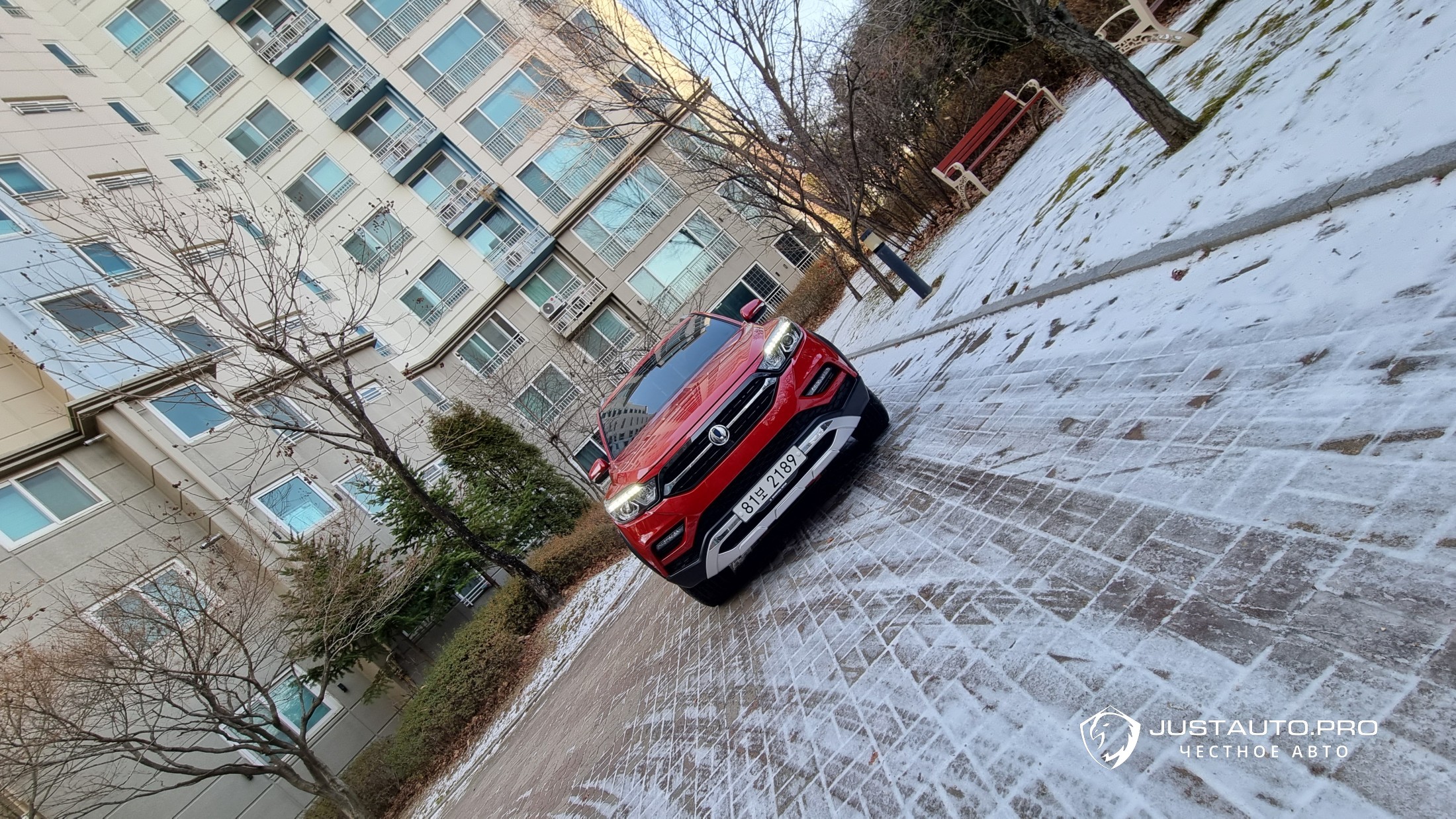 Автомобиль KG_Mobility_Ssangyong Rexton