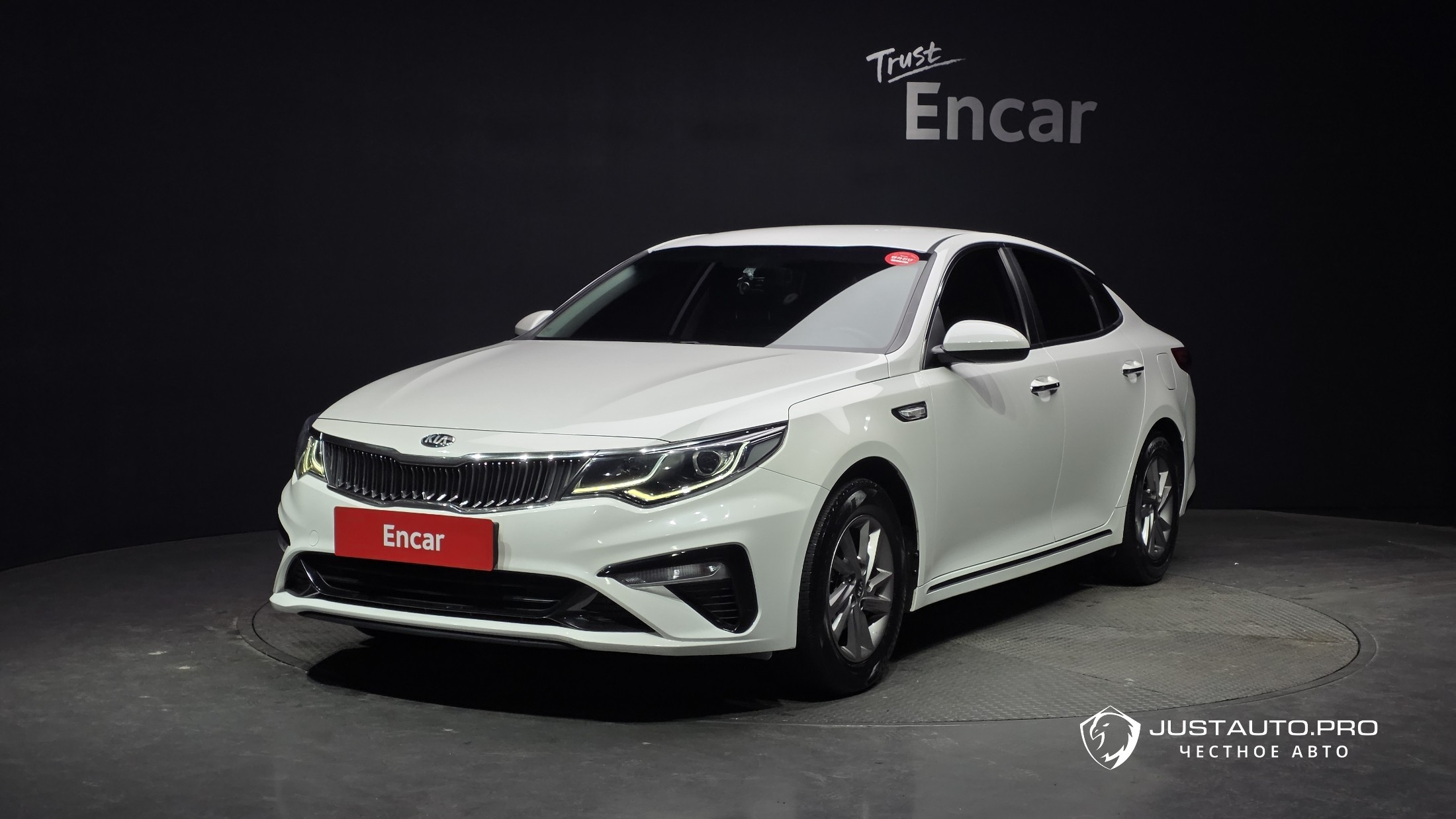 Автомобиль Kia K5