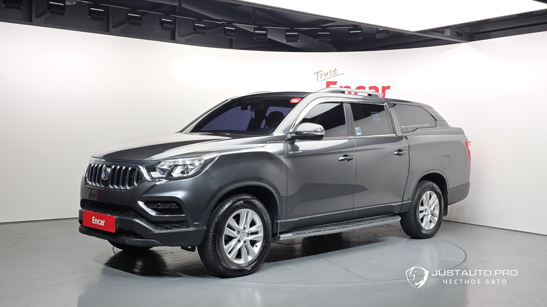 Автомобиль KG_Mobility_Ssangyong Rexton