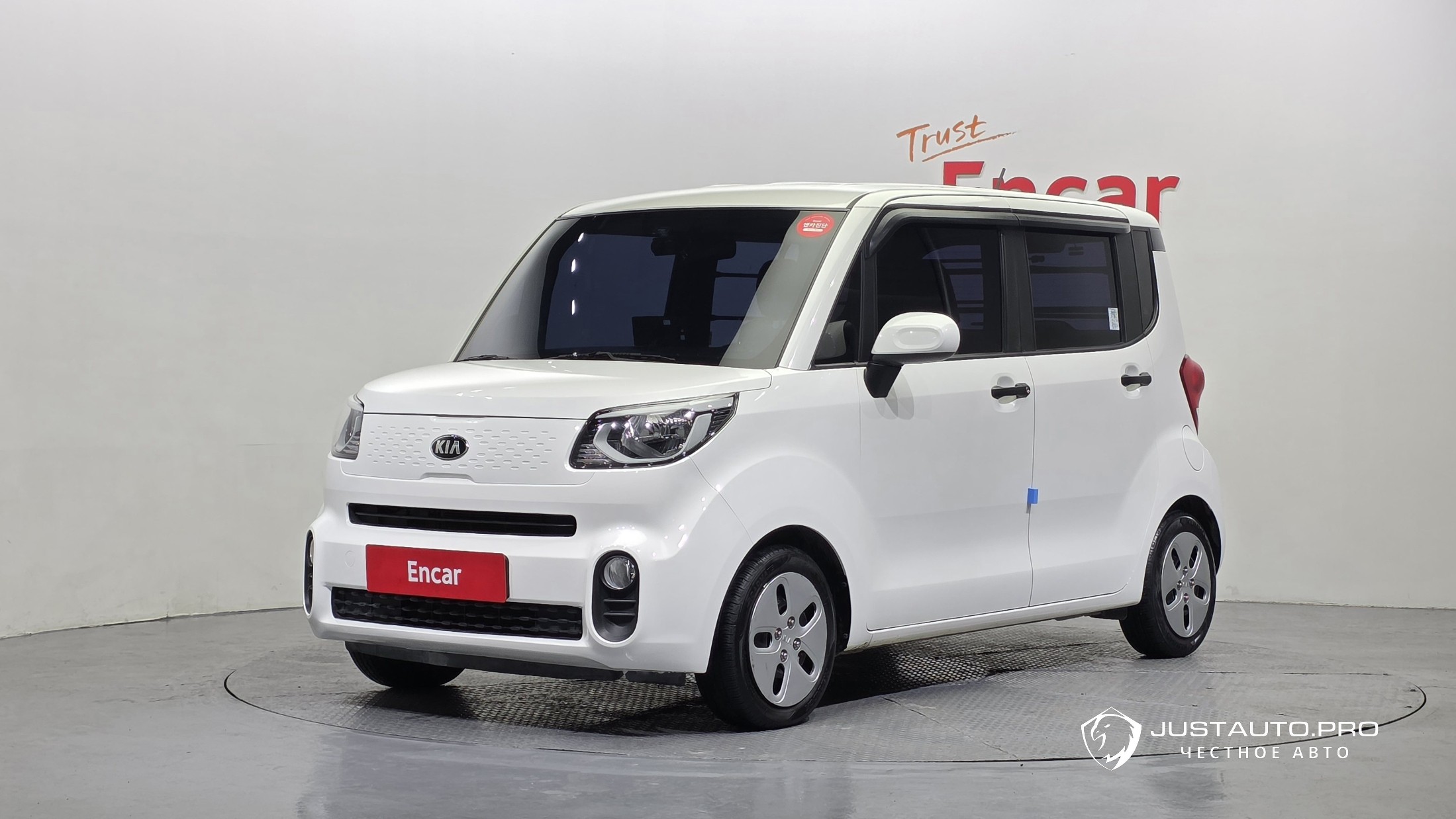 Автомобиль Kia RAY