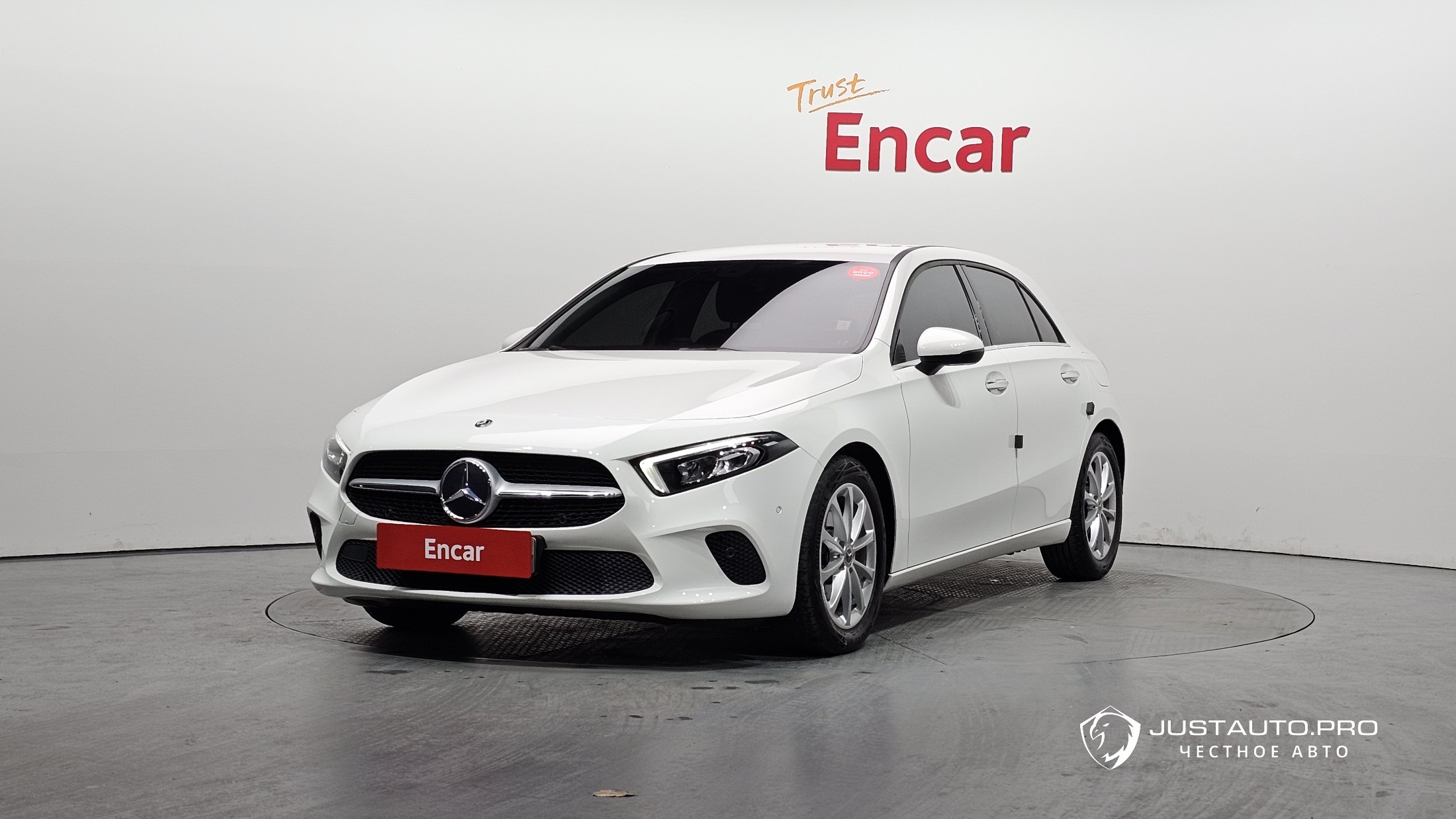 Автомобиль Mercedes-Benz A-Class