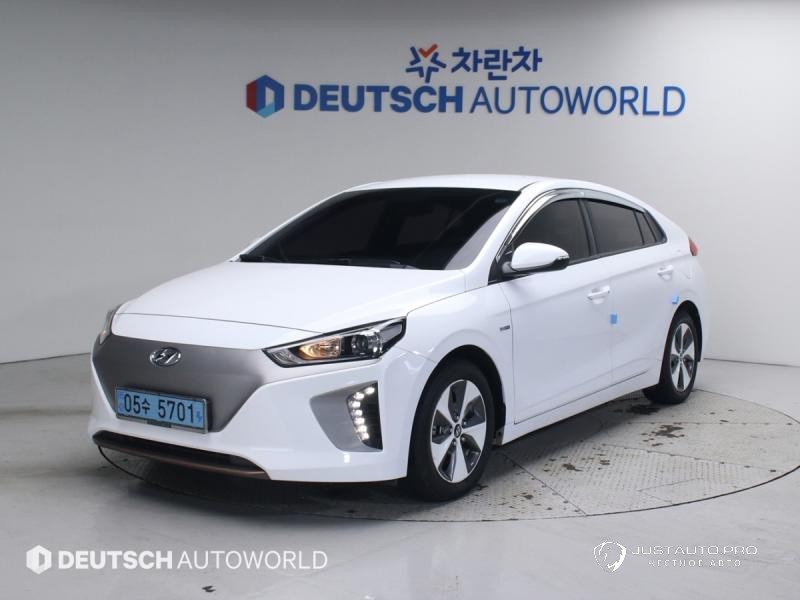 Автомобиль Hyundai Ioniq