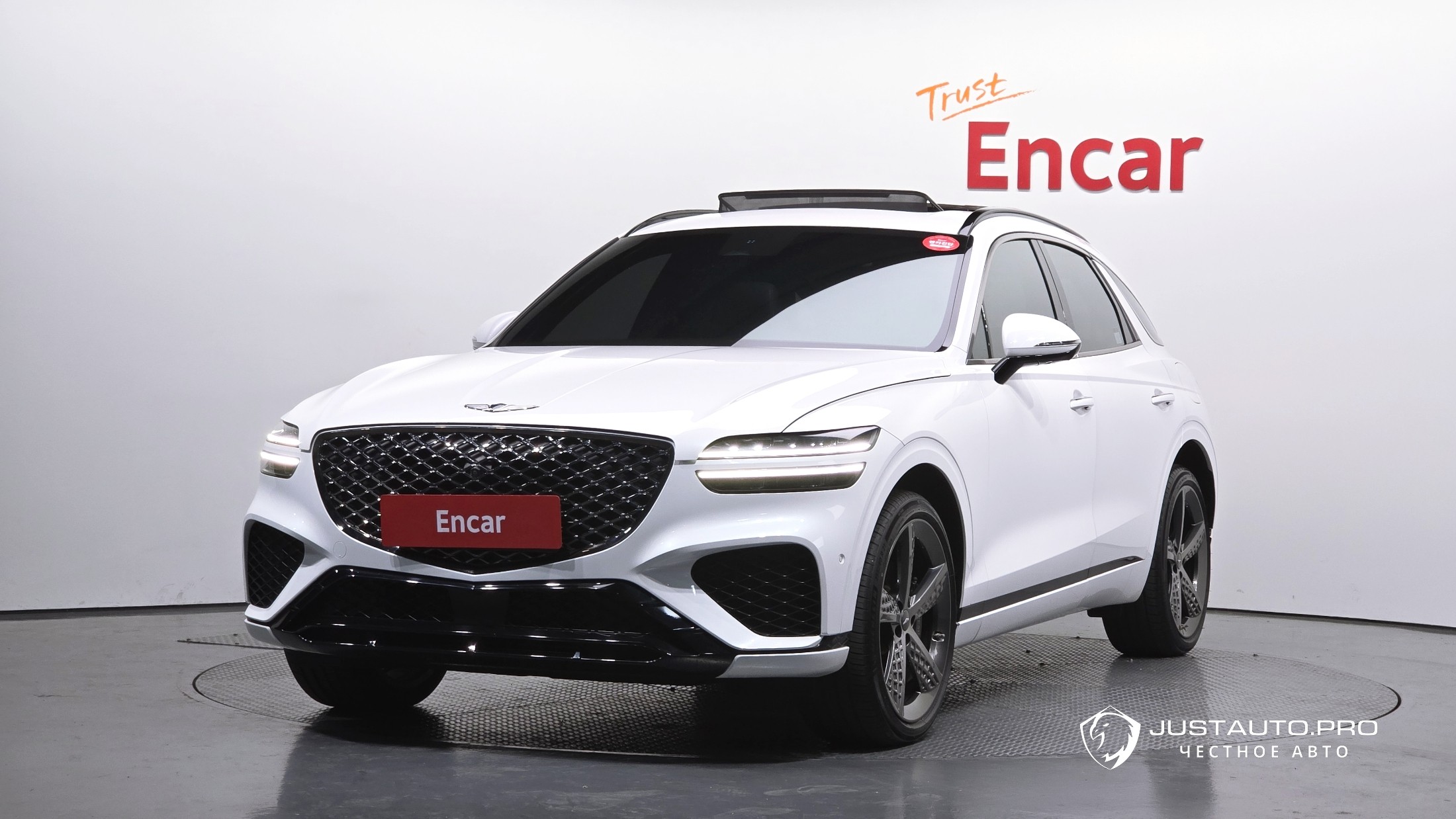 Автомобиль Genesis GV70