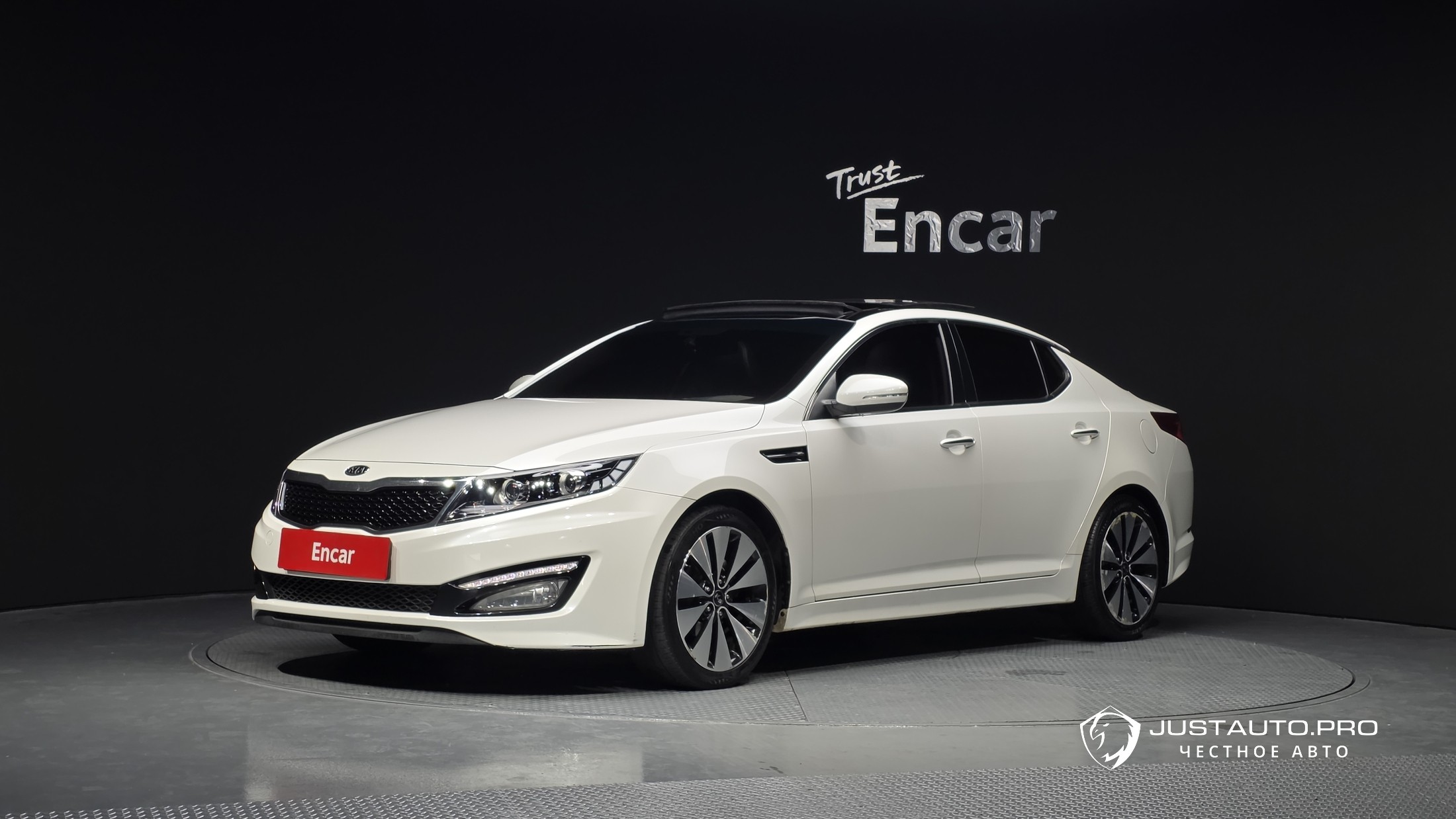 Автомобиль Kia K5